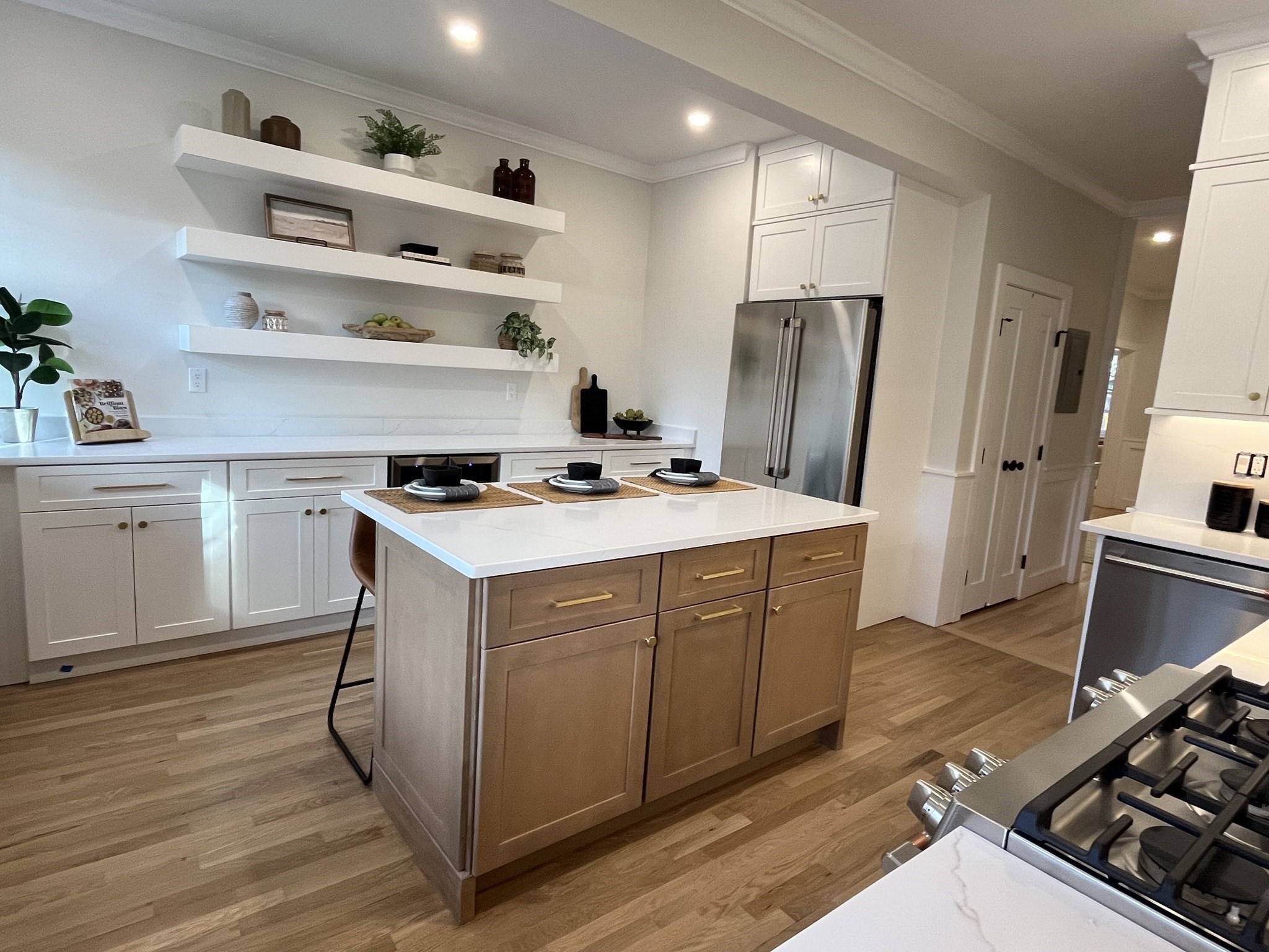 108 Saint Paul St Unit 2, Brookline, MA 02446 - Image 2