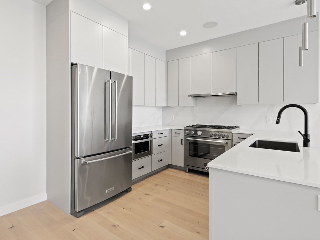 340 West 2nd Street Unit 17, South Boston, Boston, MA 02127 - Image 8