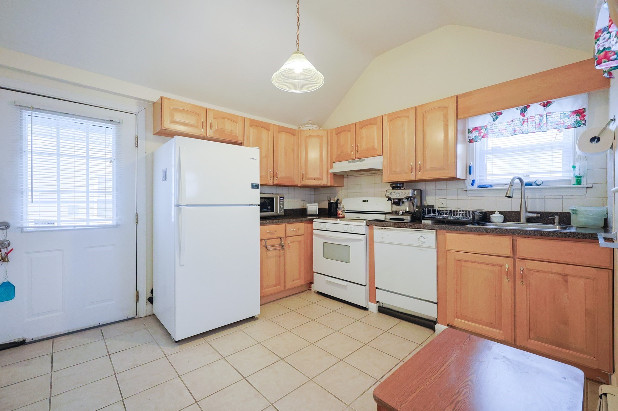 42 Auburn St., Malden, MA 02148 - Image 10