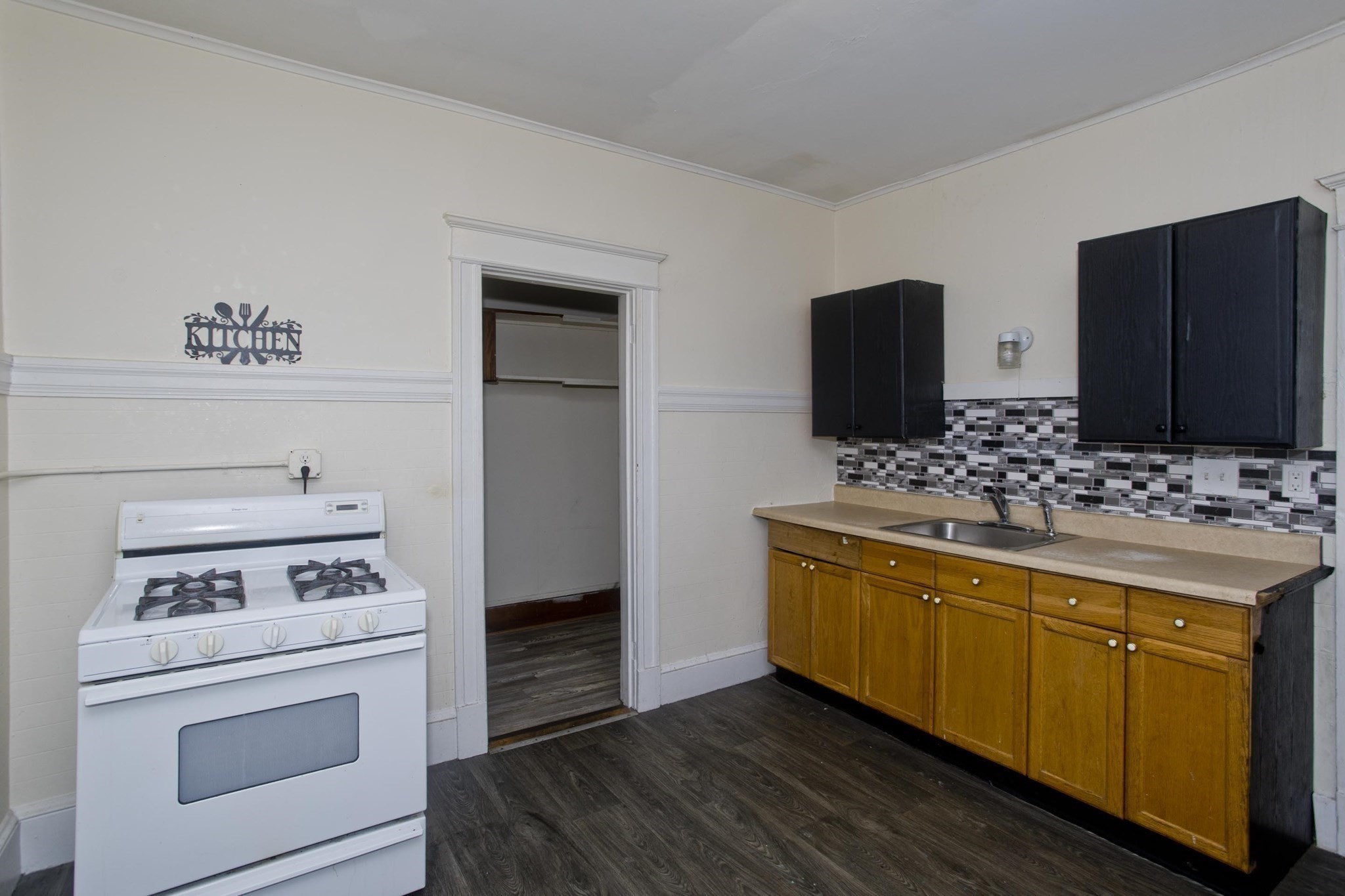 228 Belmont Ave, Springfield, MA 01108 - Image 16