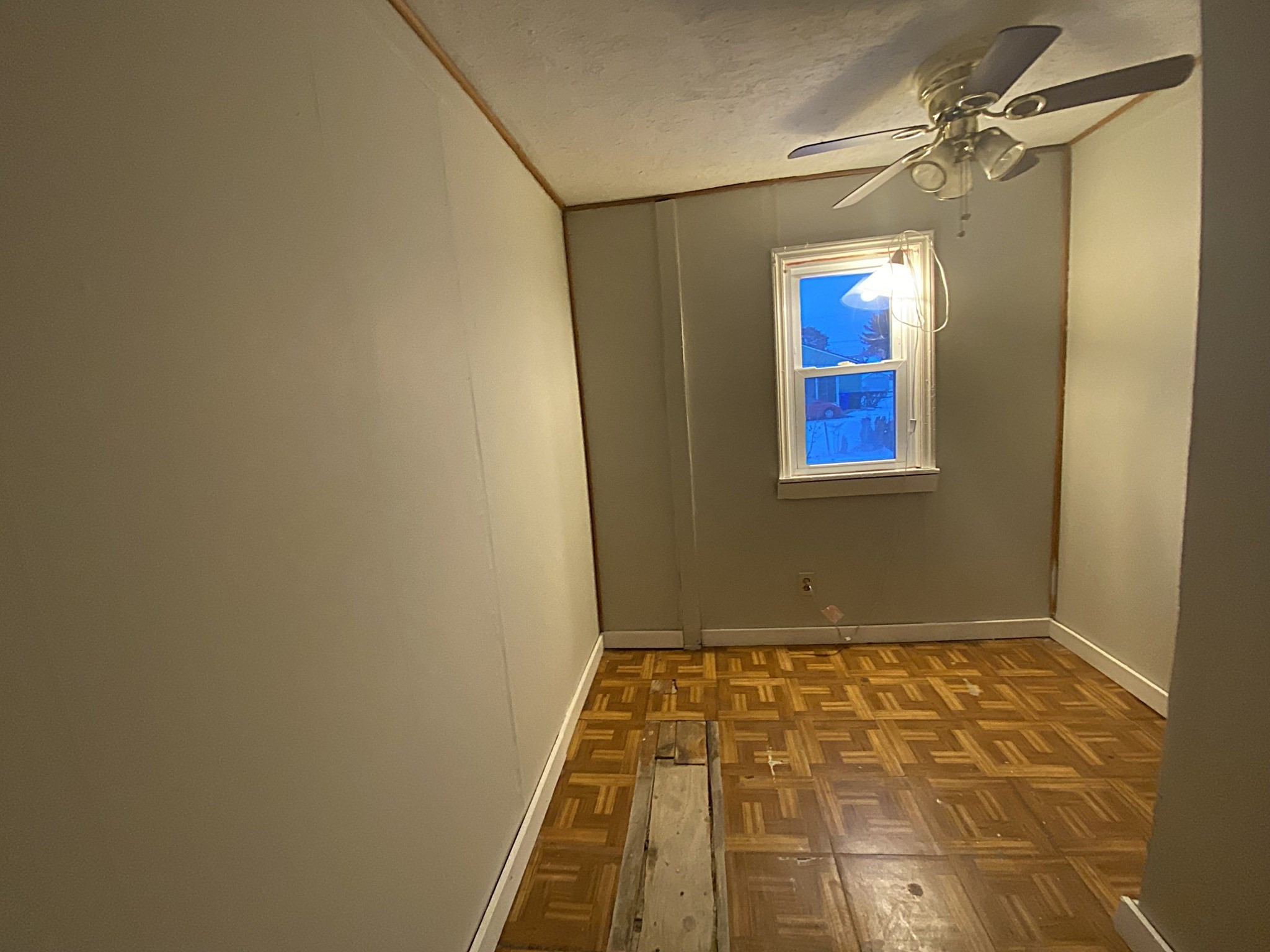 135 Lucerne Rd, Springfield, MA 01119 - Image 12