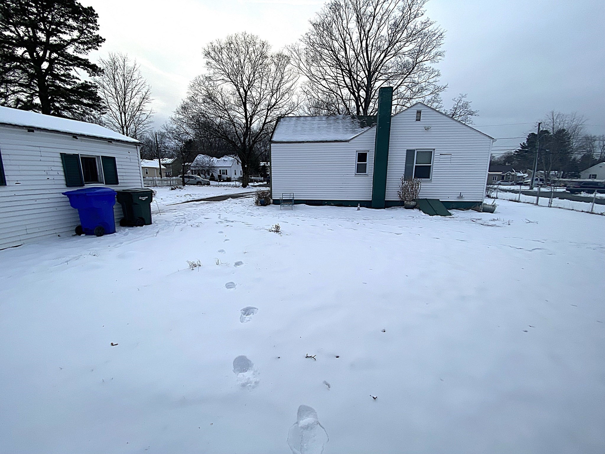 135 Lucerne Rd, Springfield, MA 01119 - Image 4