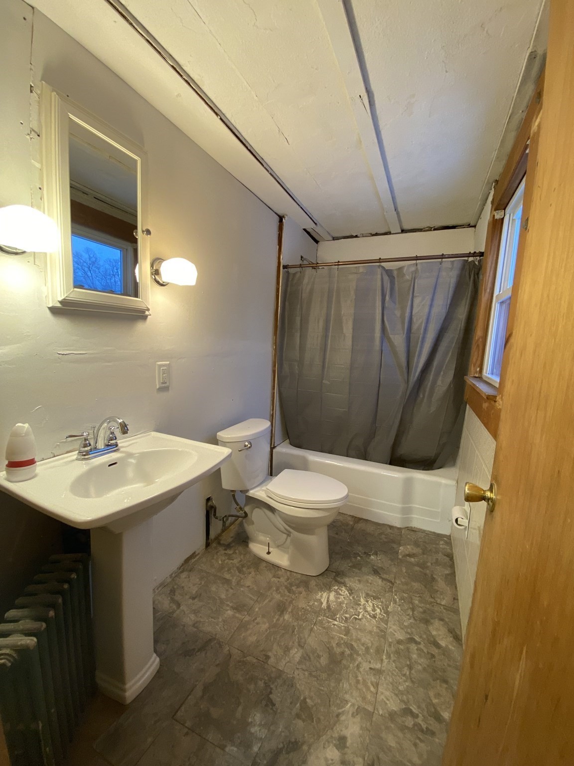 135 Lucerne Rd, Springfield, MA 01119 - Image 5