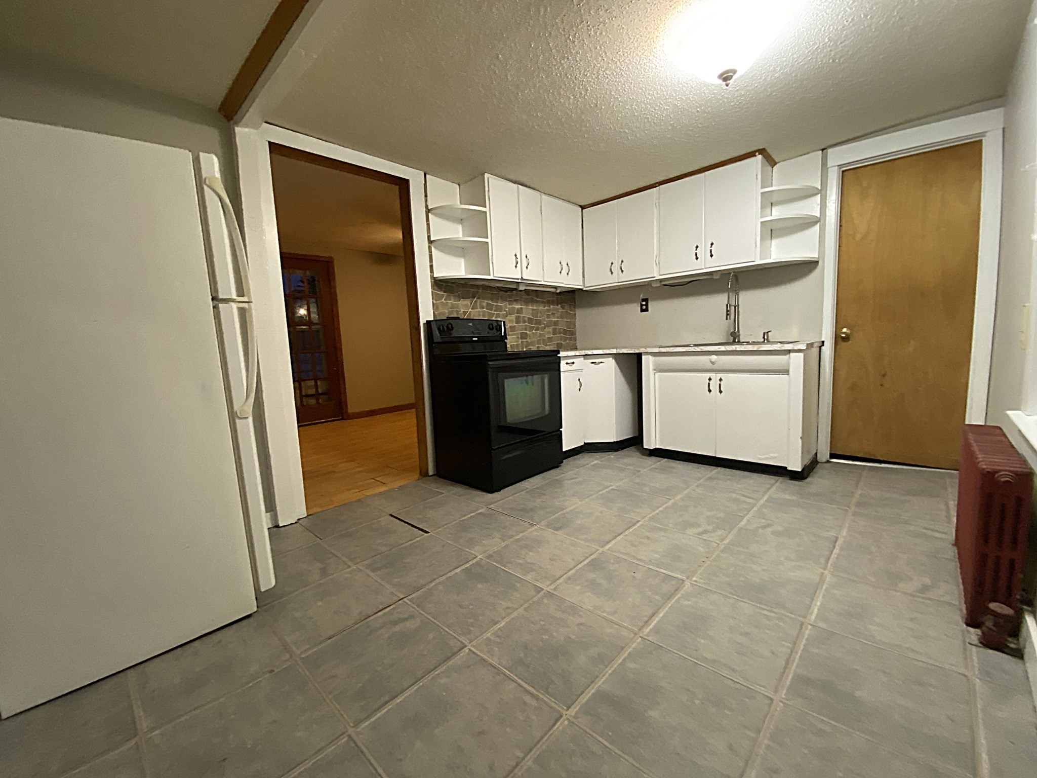 135 Lucerne Rd, Springfield, MA 01119 - Image 6