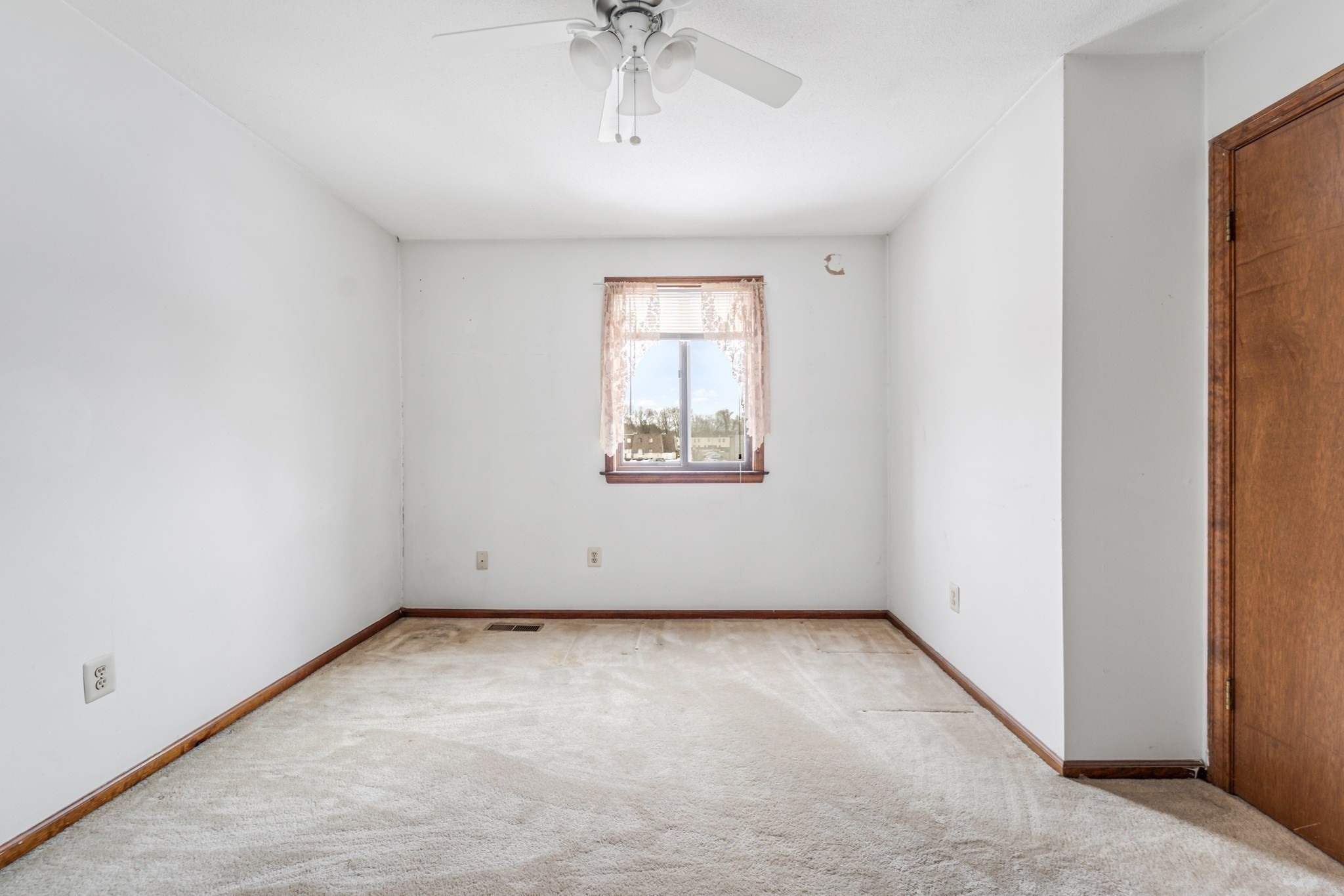 198 Beekman Drive Unit 198, Agawam, MA 01001 - Image 16