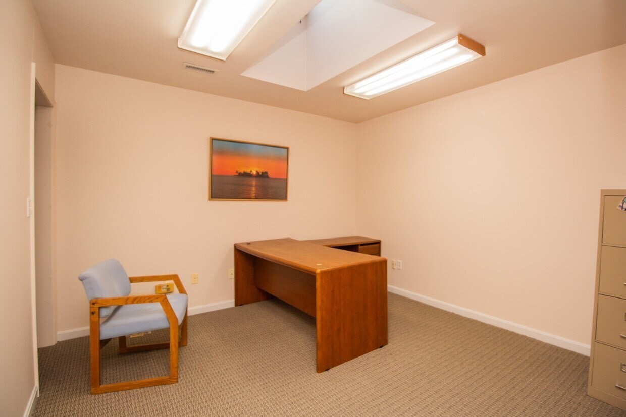 1150 Main St, Leicester, MA 01524 - Image 29