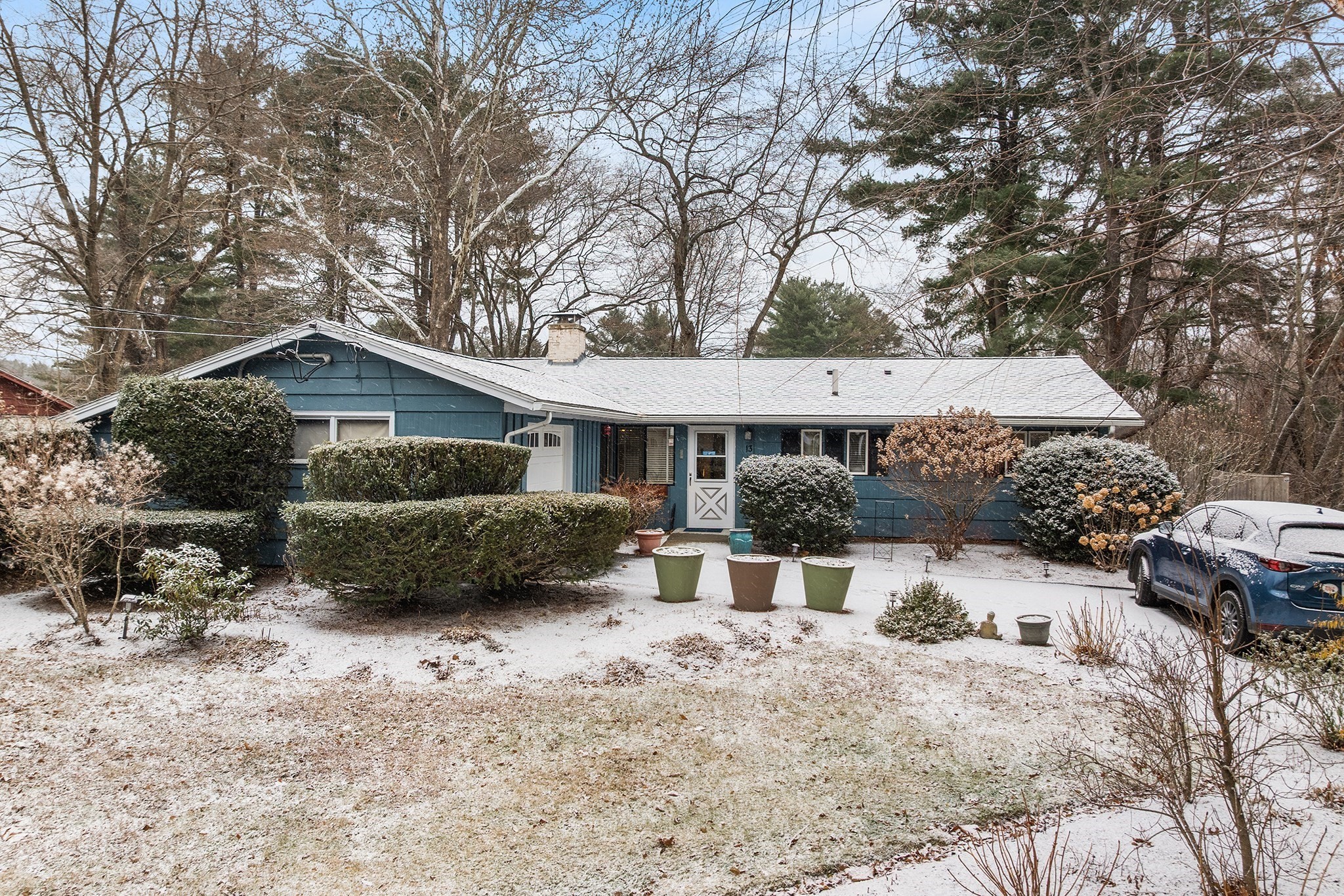 13 Edith Rd, Framingham, MA 01701