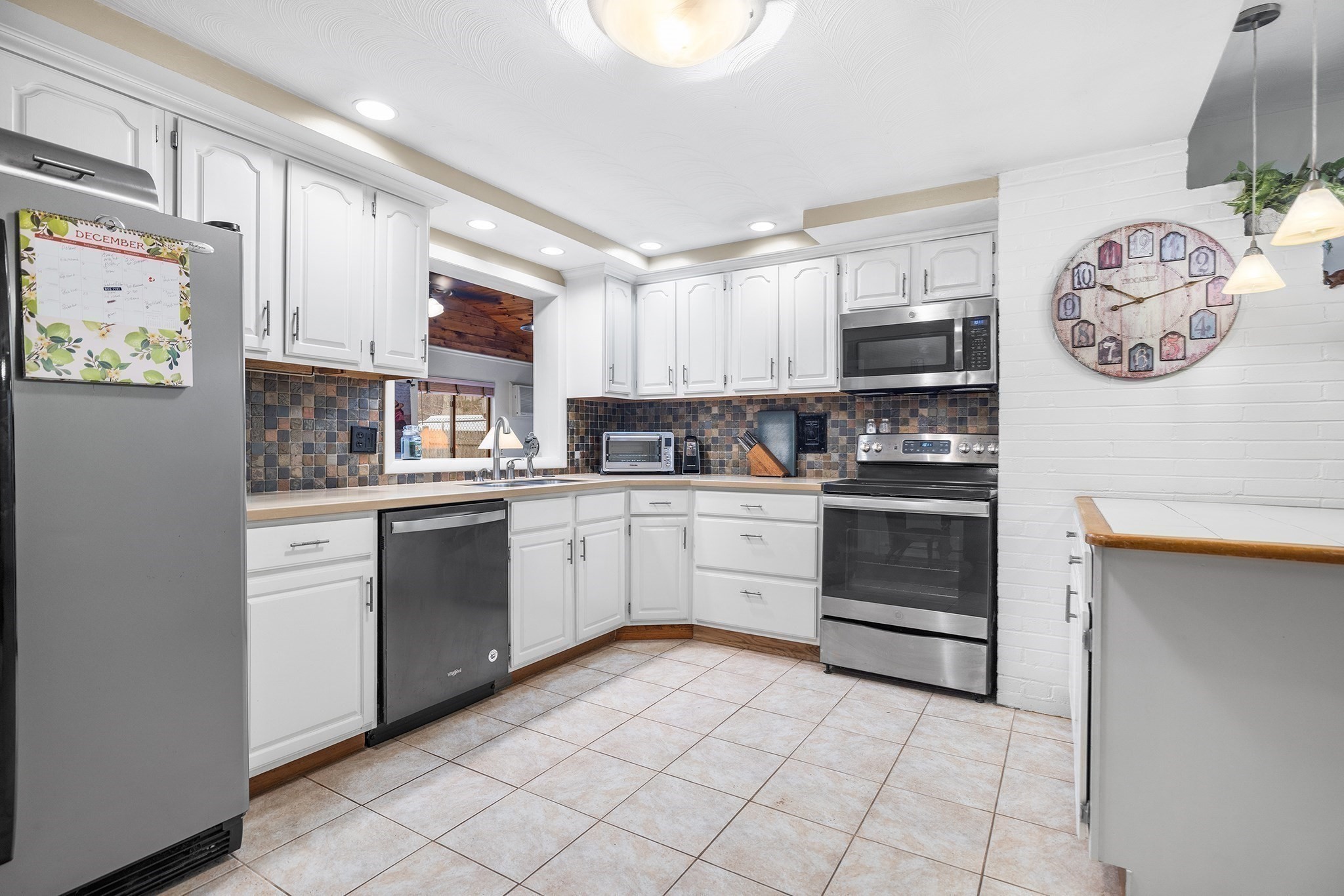 13 Edith Rd, Framingham, MA 01701 - Image 13