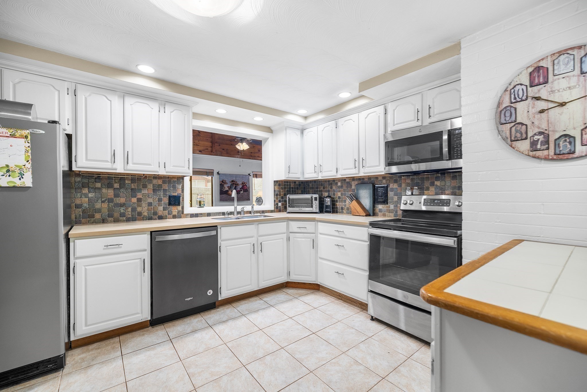 13 Edith Rd, Framingham, MA 01701 - Image 14