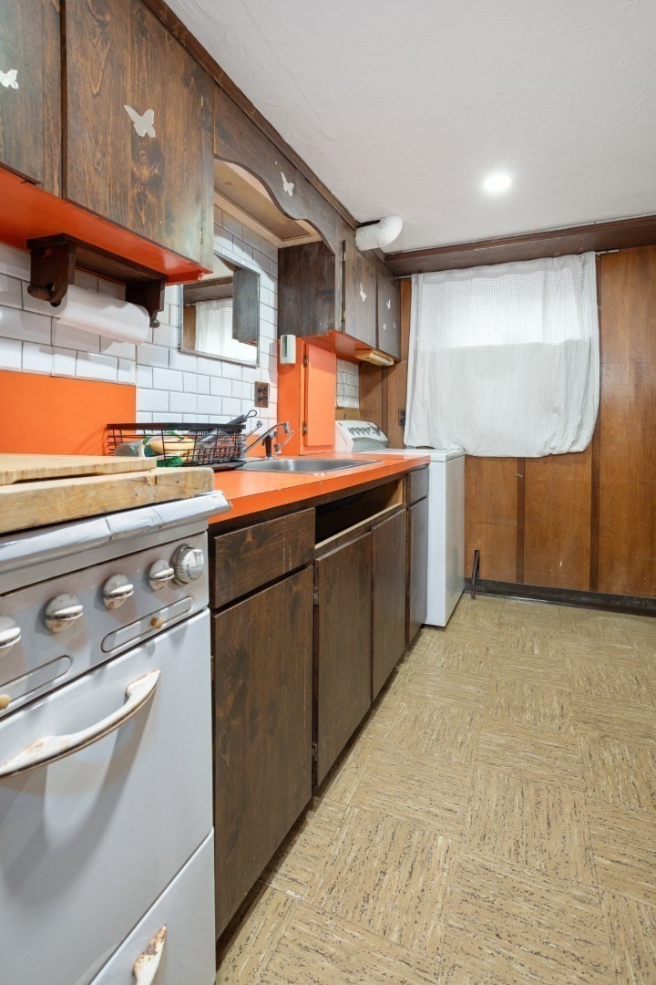 47 School St, Saugus, MA 01906 - Image 24