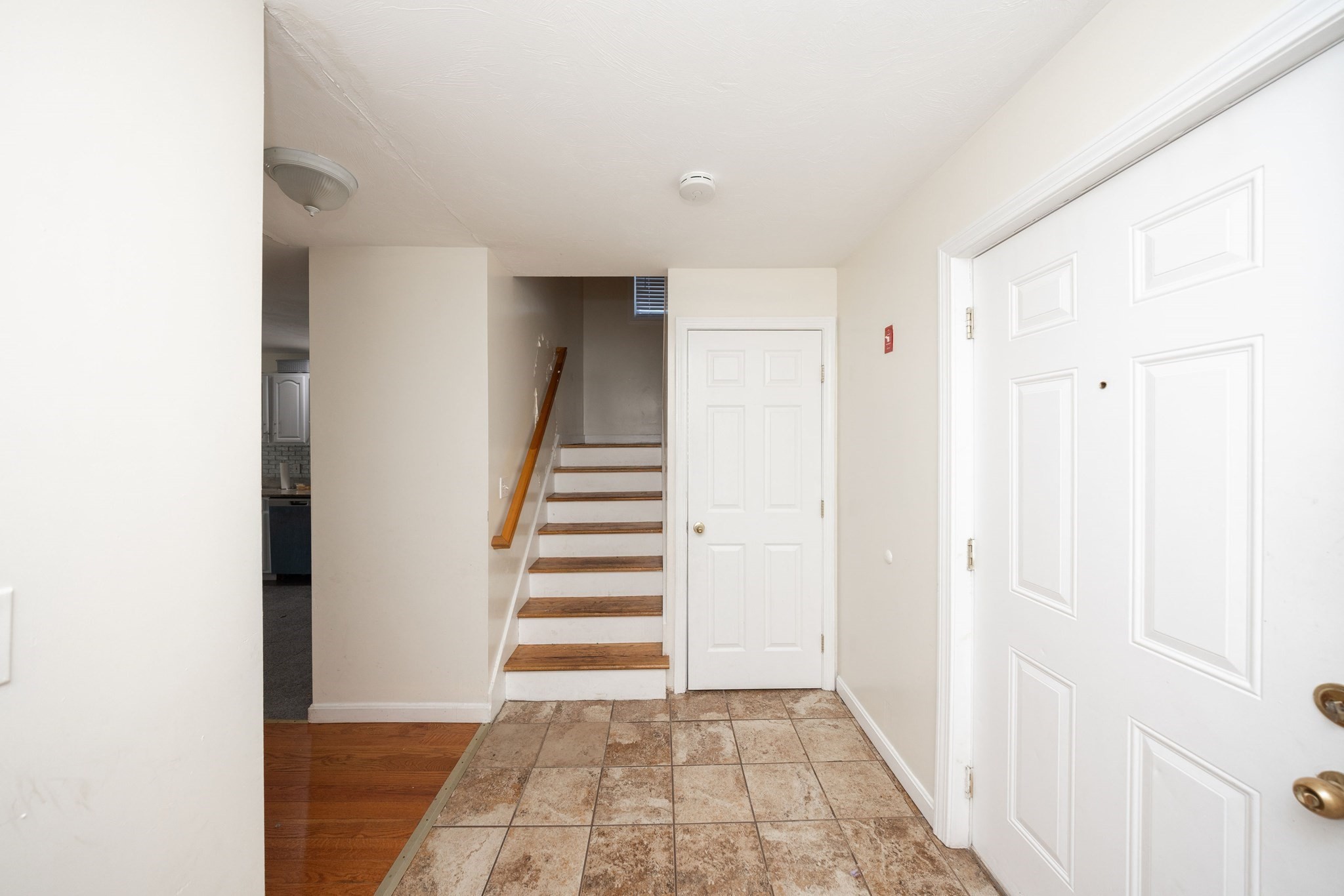 35 Houghton St, Worcester, MA 01604 - Image 13