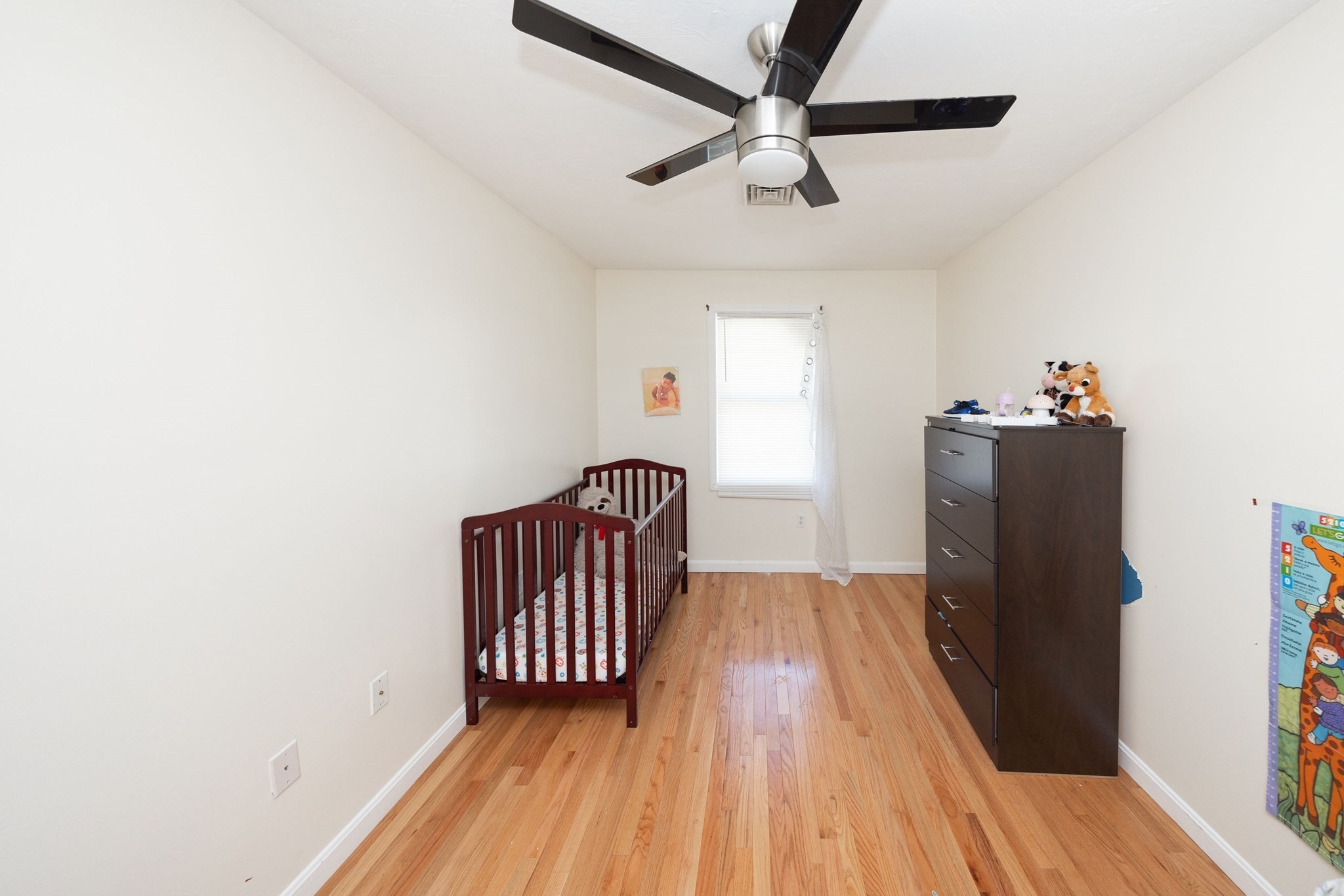 35 Houghton St, Worcester, MA 01604 - Image 16