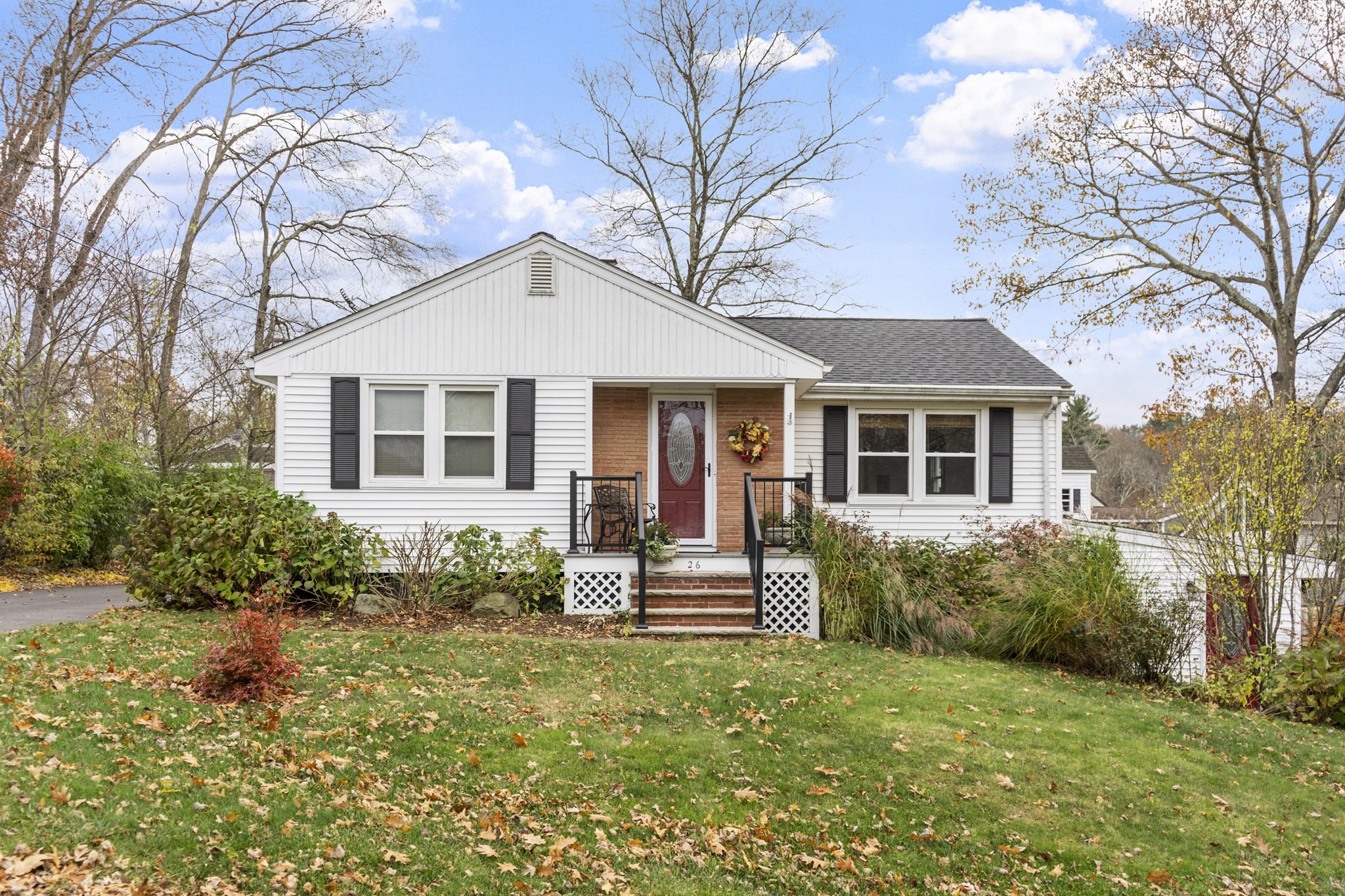 26 Long Lake Rd, Littleton, MA 01460