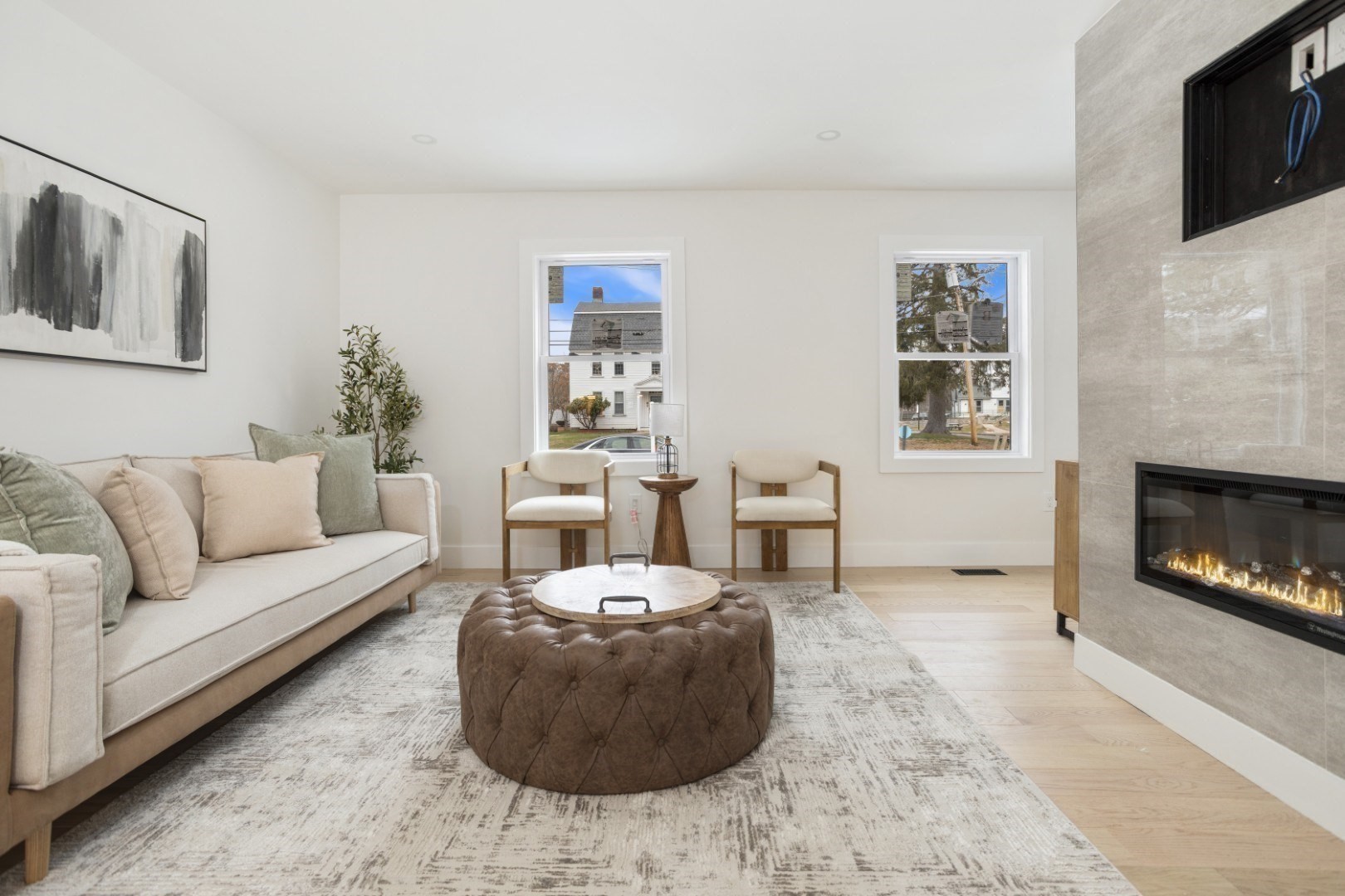 63 Kellogg St, Framingham, MA 01701