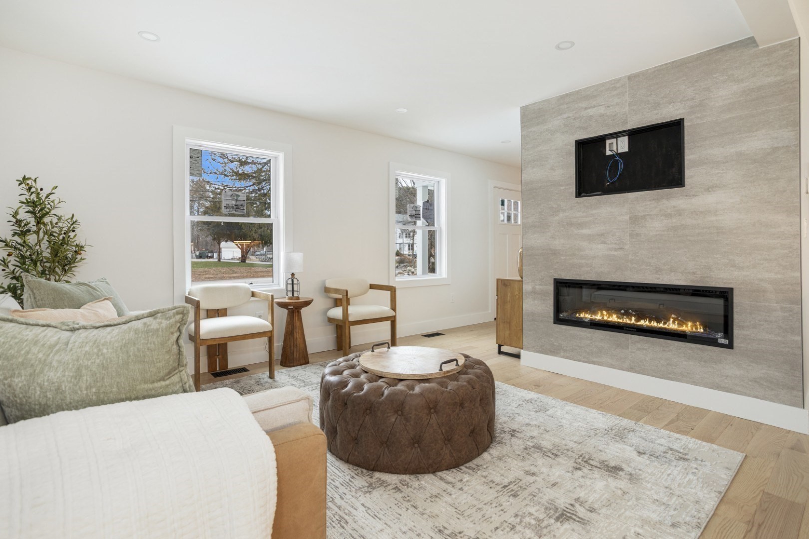 63 Kellogg St, Framingham, MA 01701 - Image 2