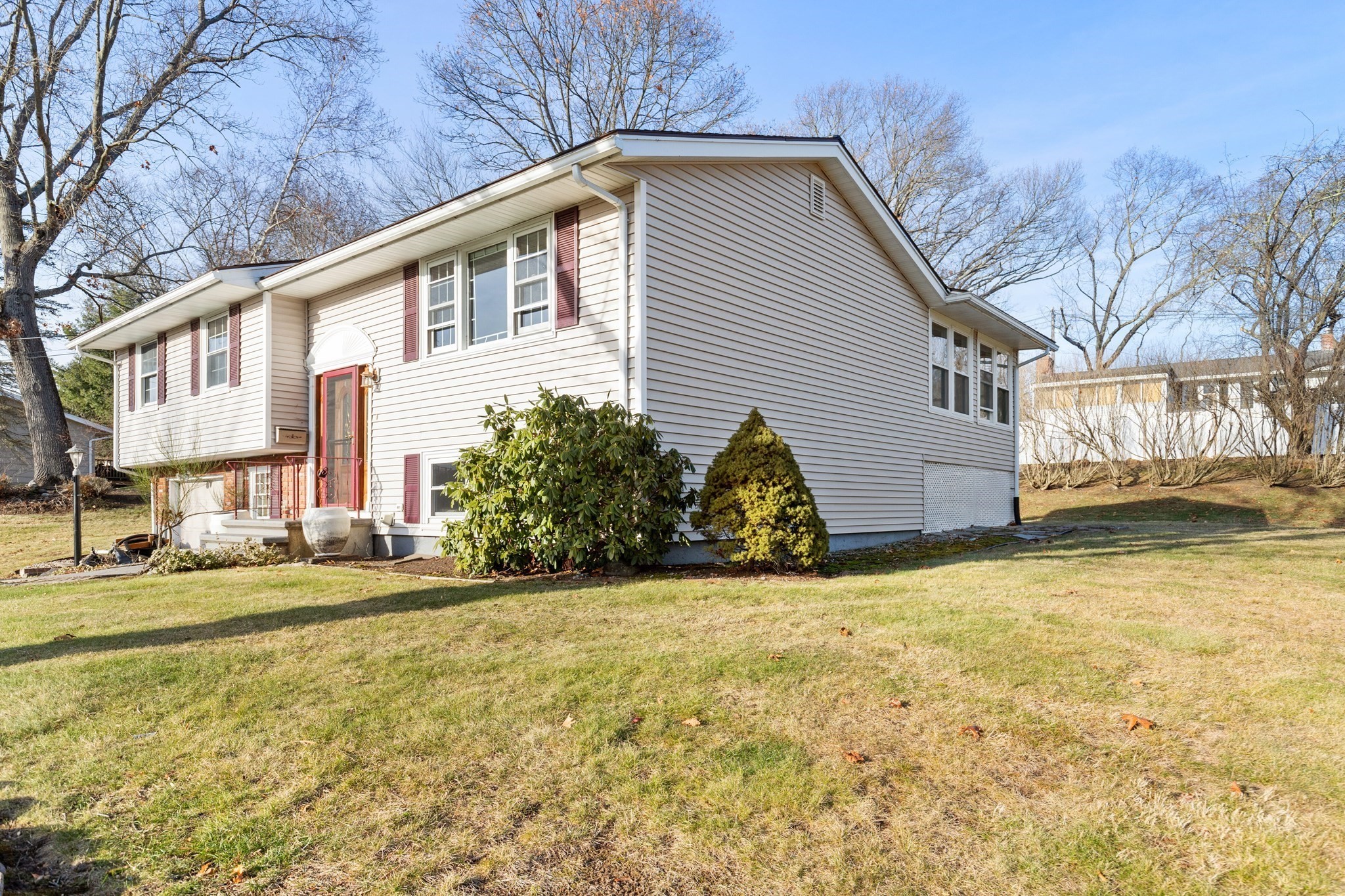 10 Paulette Dr, Danvers, MA 01923 - Image 2