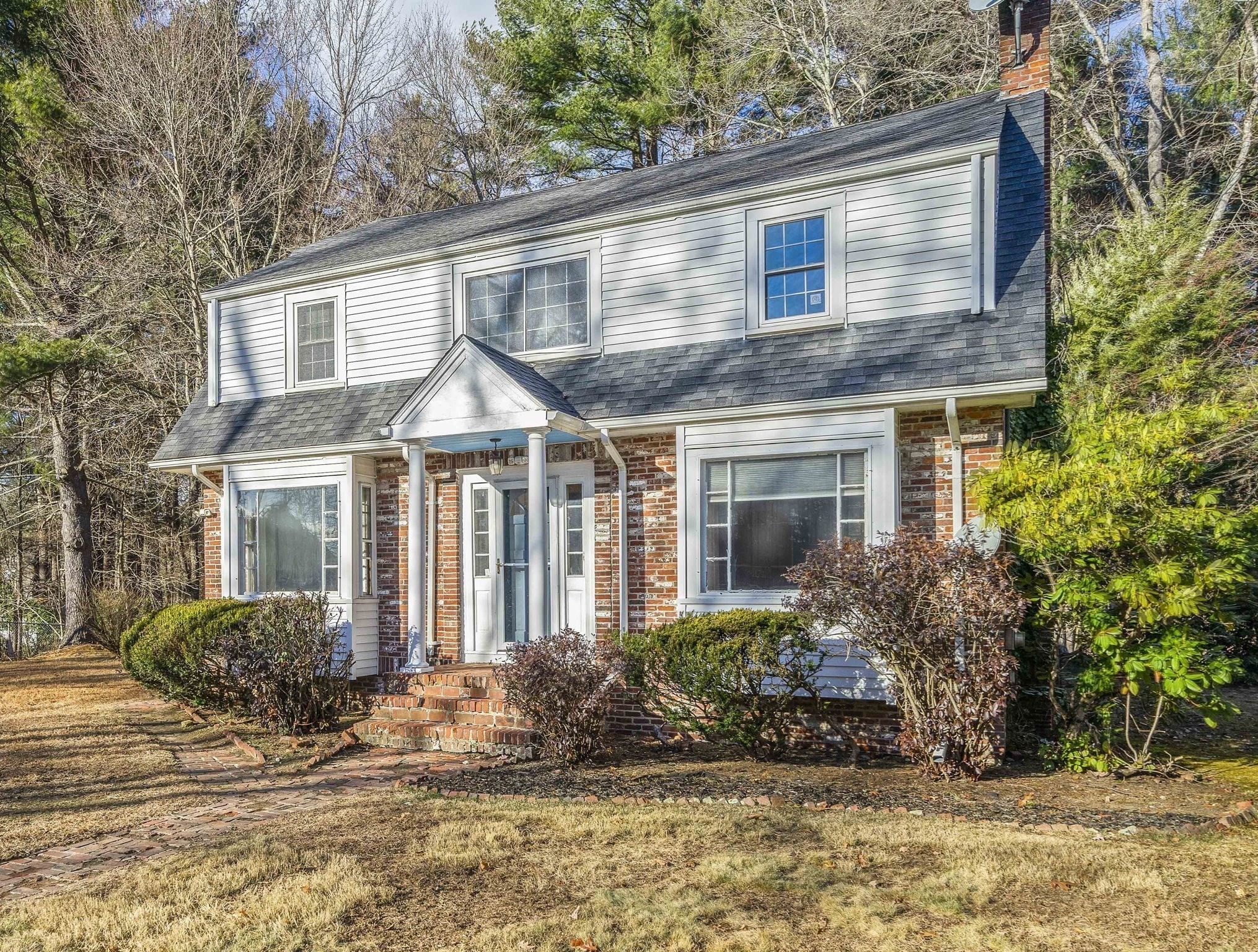 5 Richardson St., Medway, MA 02053