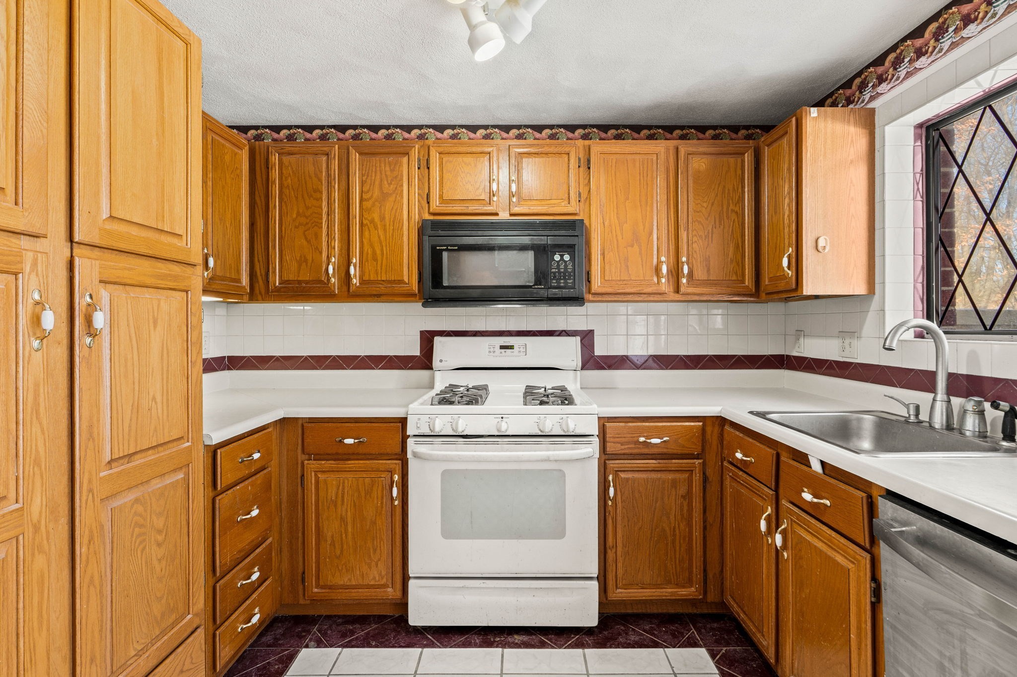 68 Sterling Lane Unit 68, Haverhill, MA 01835 - Image 12