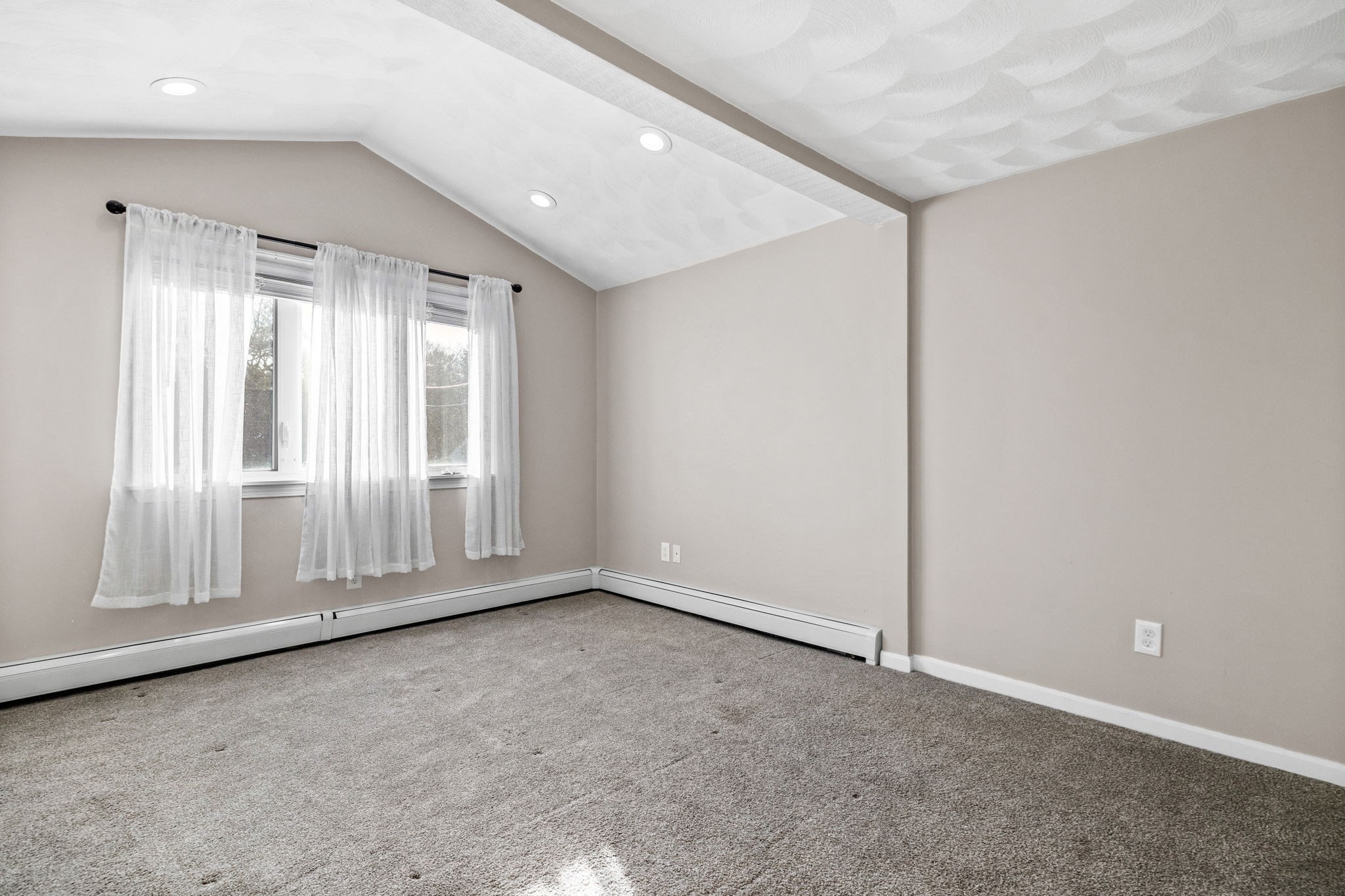 201 Water St, Saugus, MA 01906 - Image 17