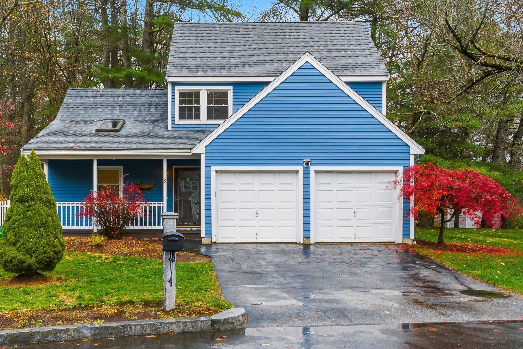 5 Aspen Cir, Bedford, MA 01730