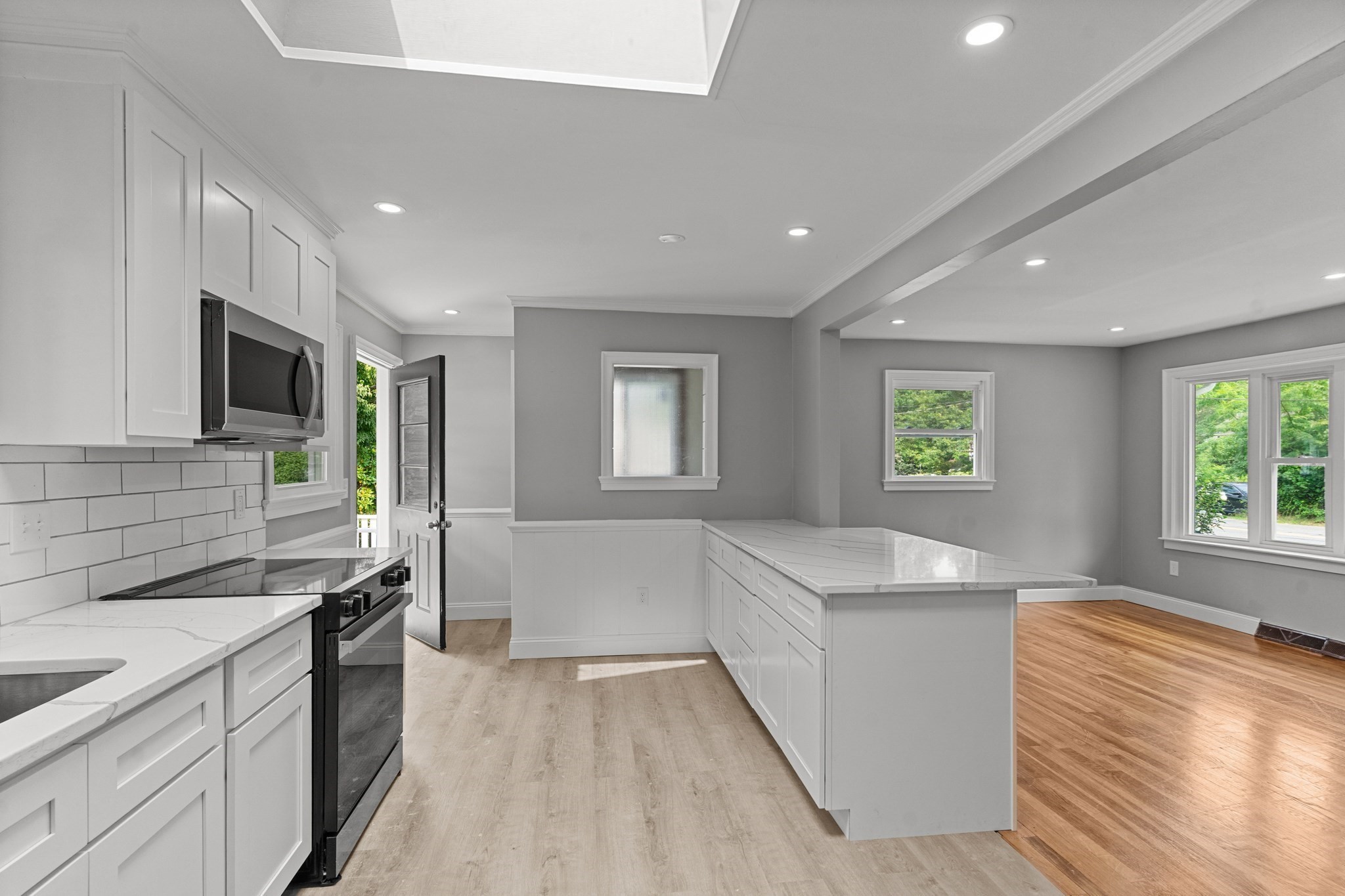 249 Barneyville Rd, Swansea, MA 02777 - Image 7