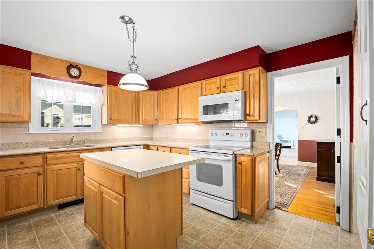 1 Ashcroft St, Auburn, MA 01501 - Image 3