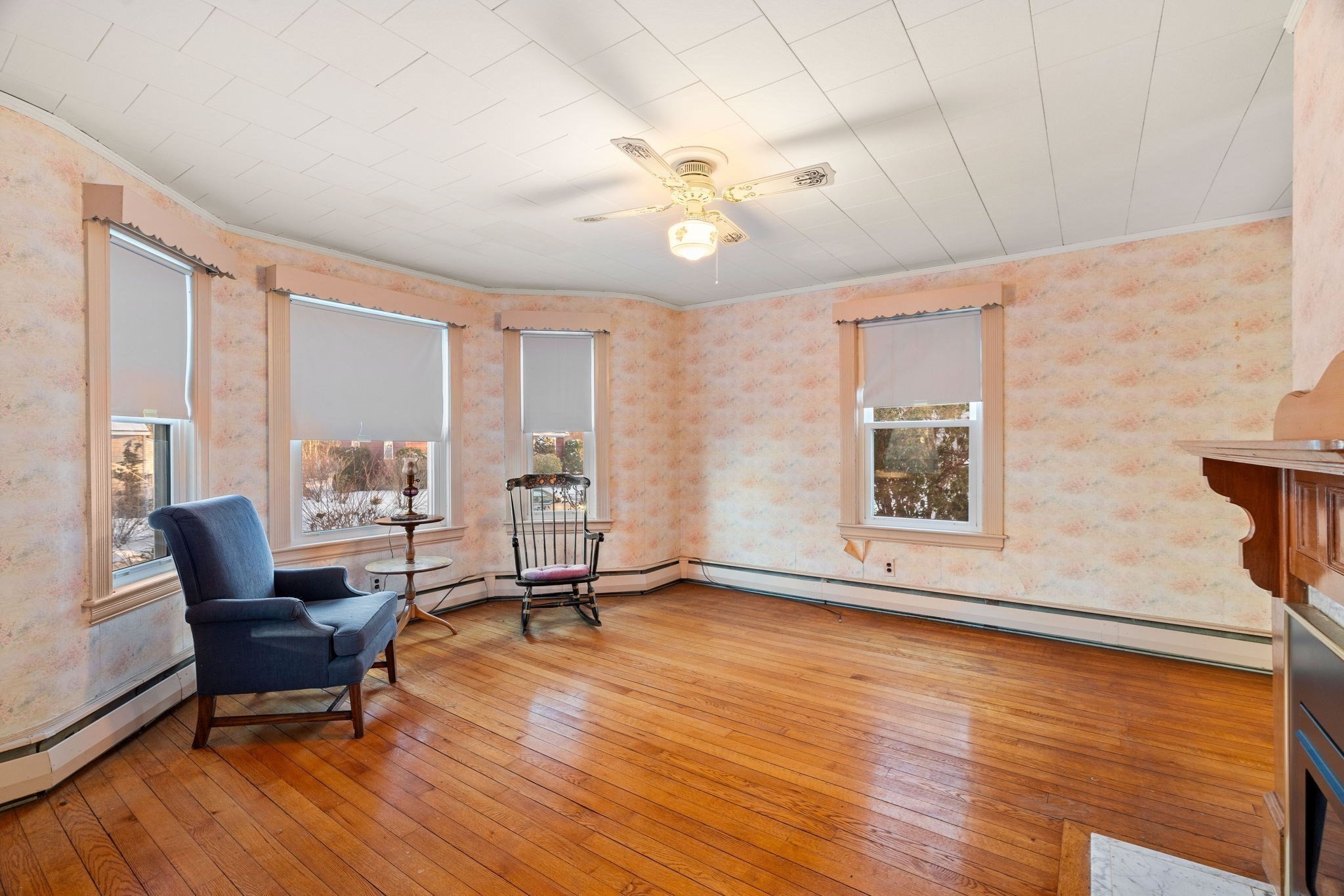 41 Agawam Ave, Haverhill, MA 01835 - Image 4