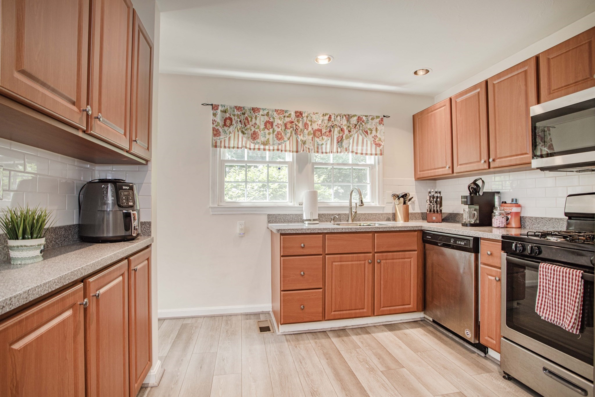 501 Auburn Street Unit 401, Whitman, MA 02382 - Image 18