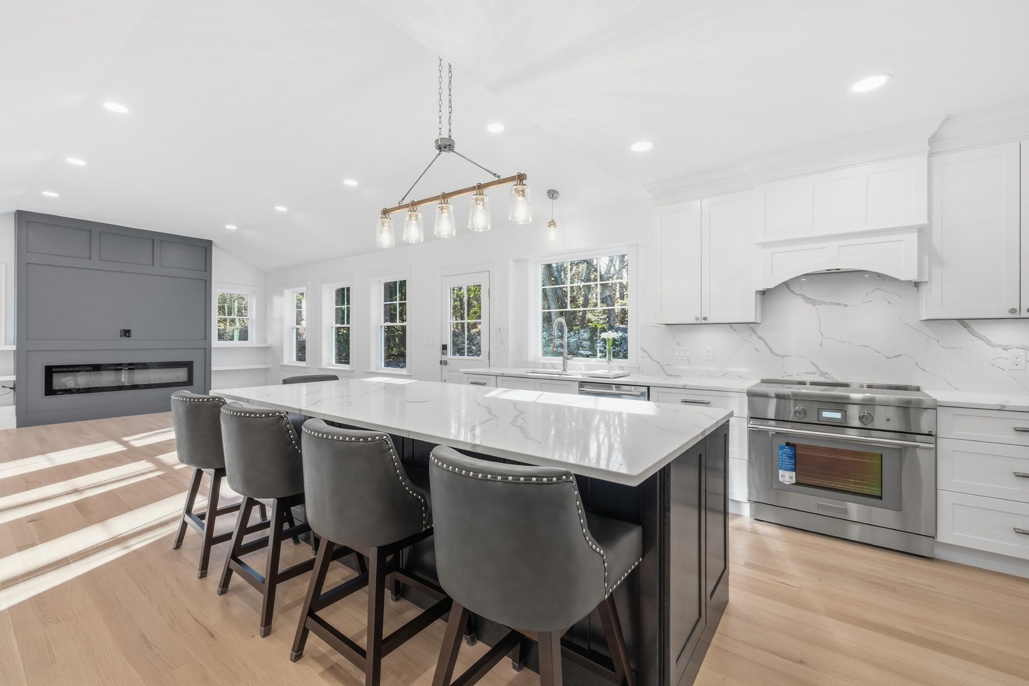 4 Aerial Street, Lexington, MA 02421 - Image 2