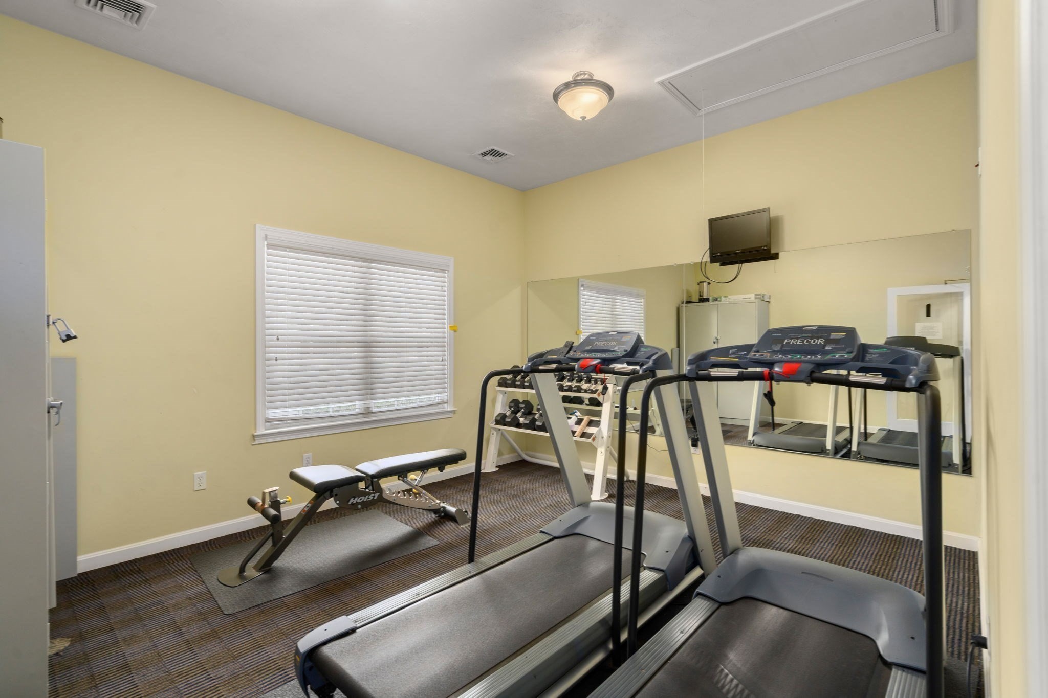 42 Brewster Rd Unit 42, Stoughton, MA 02072