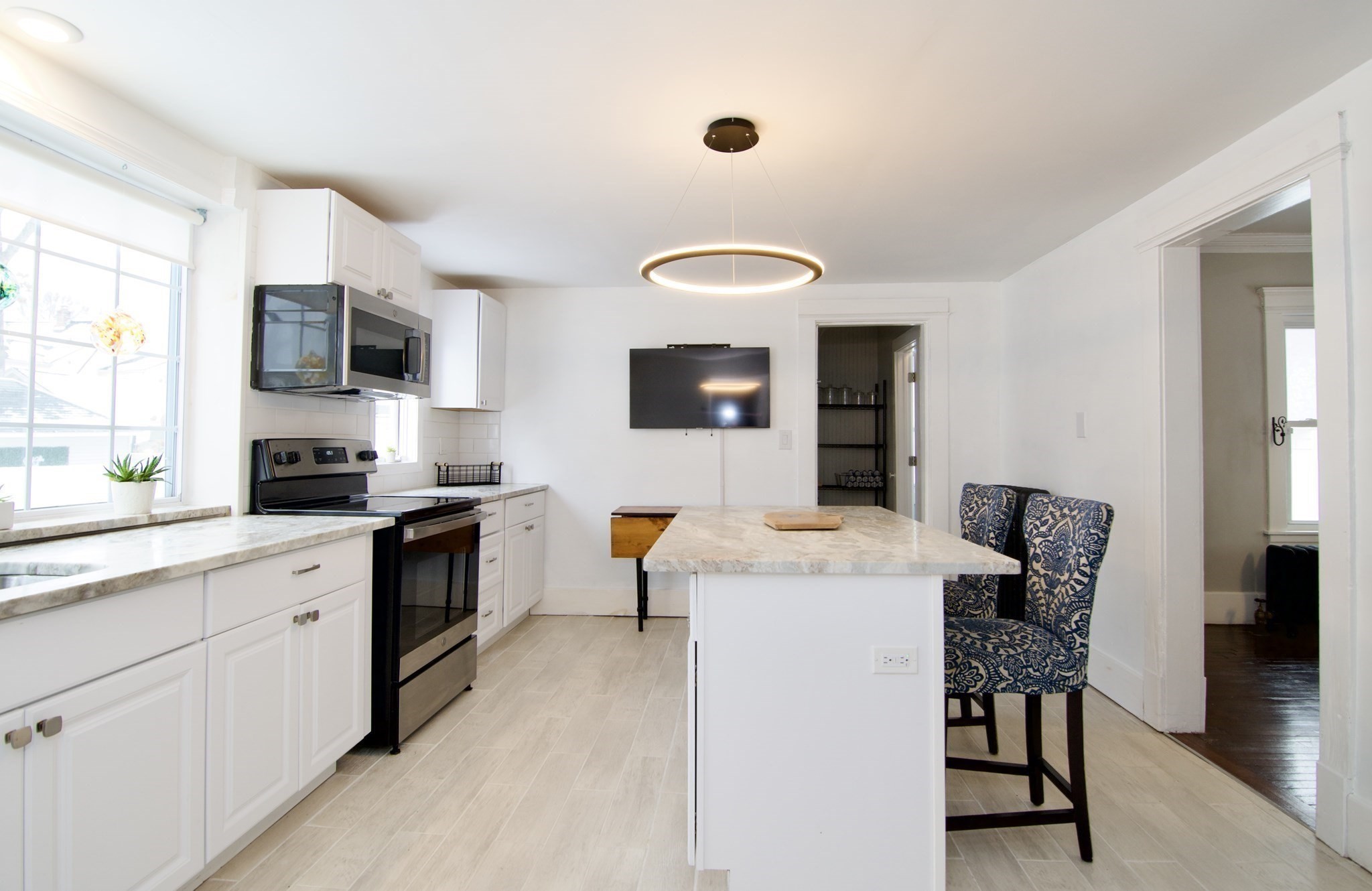 27 Rockland St, Springfield, MA 01118 - Image 18