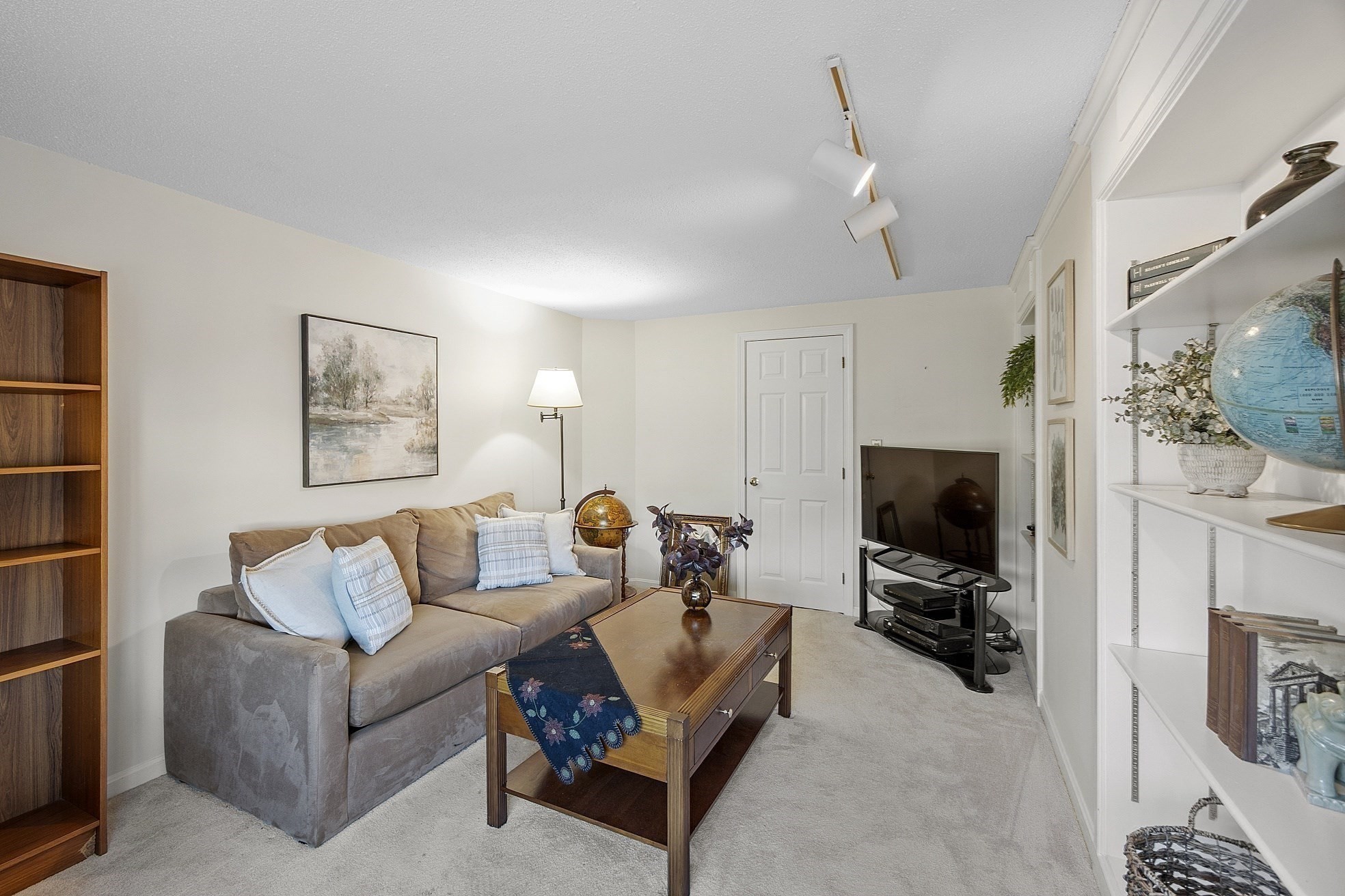 295 W. Wyoming Avenue Unit 10C, Stoneham, MA 02180 - Image 23
