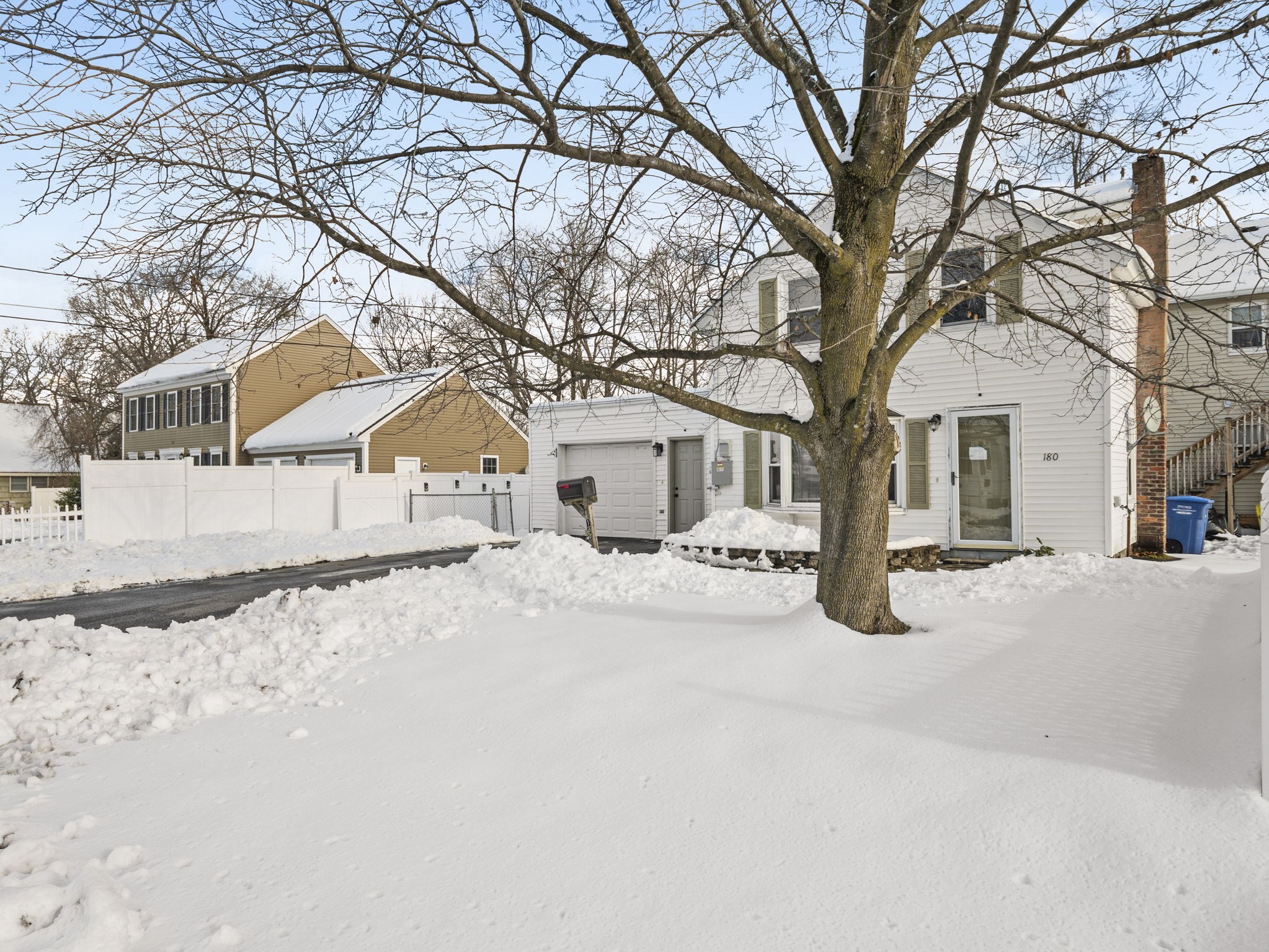 180 Tenth Street, Leominster, MA 01453 - Image 25