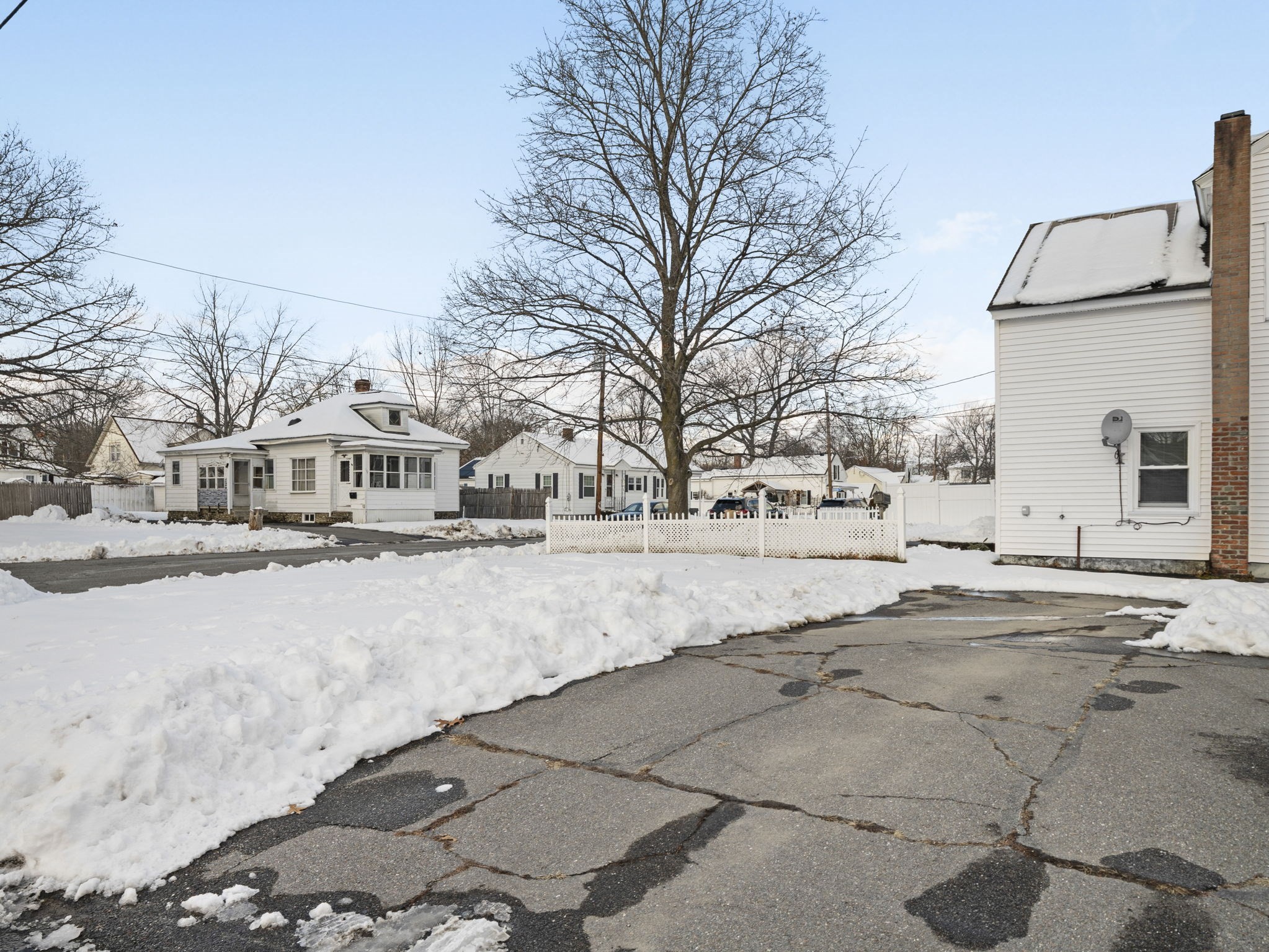 180 Tenth Street, Leominster, MA 01453 - Image 28