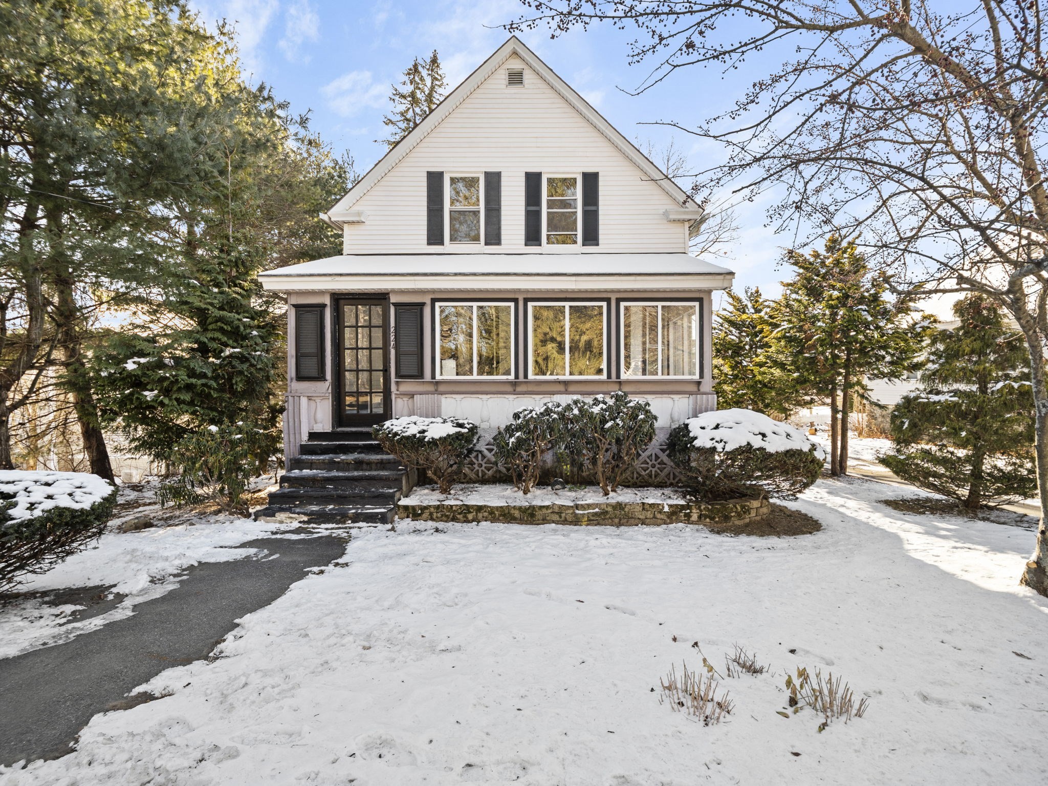 224 Pelham Street, Methuen, MA 01844