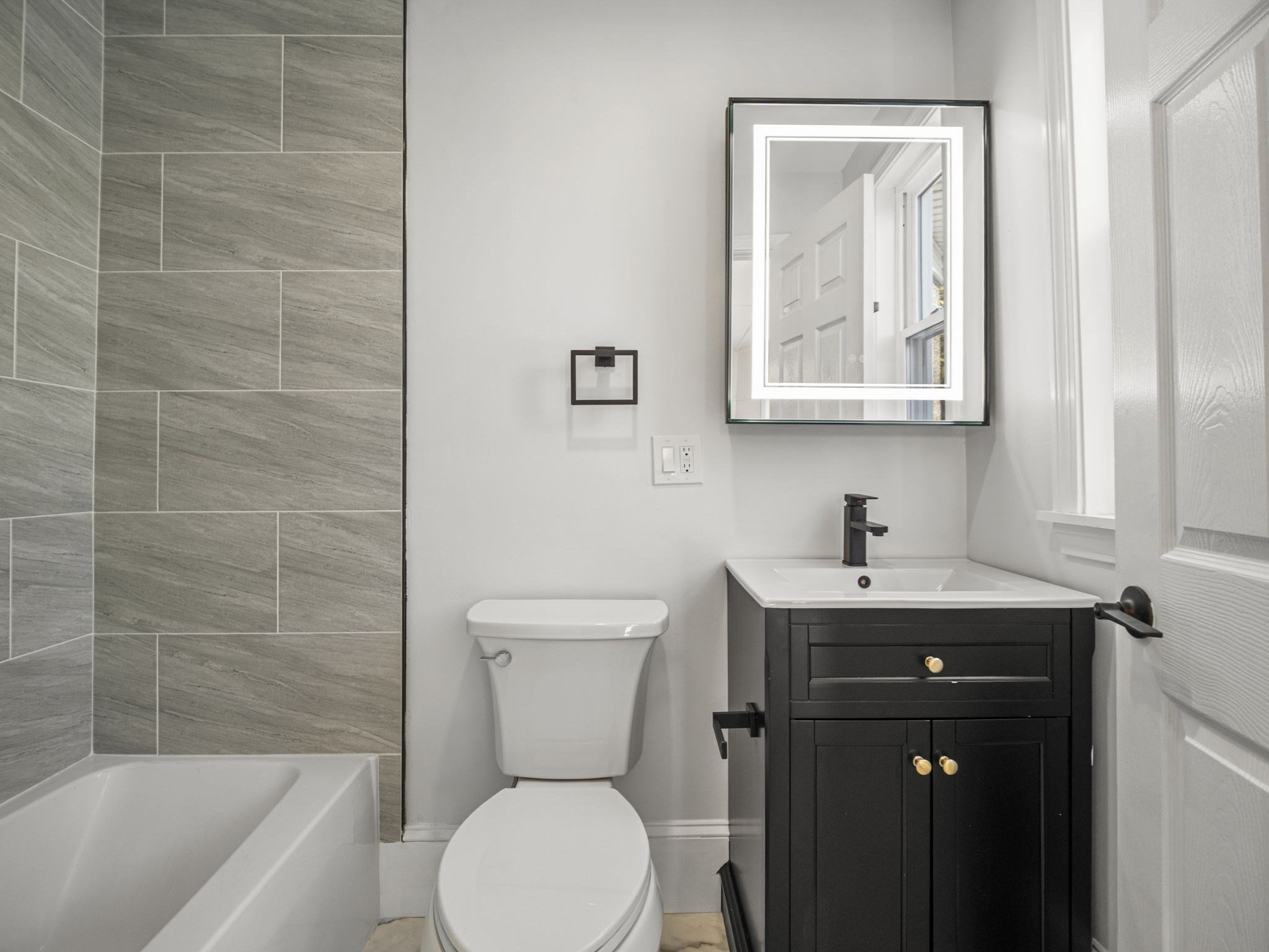 224 Pelham Street, Methuen, MA 01844 - Image 21