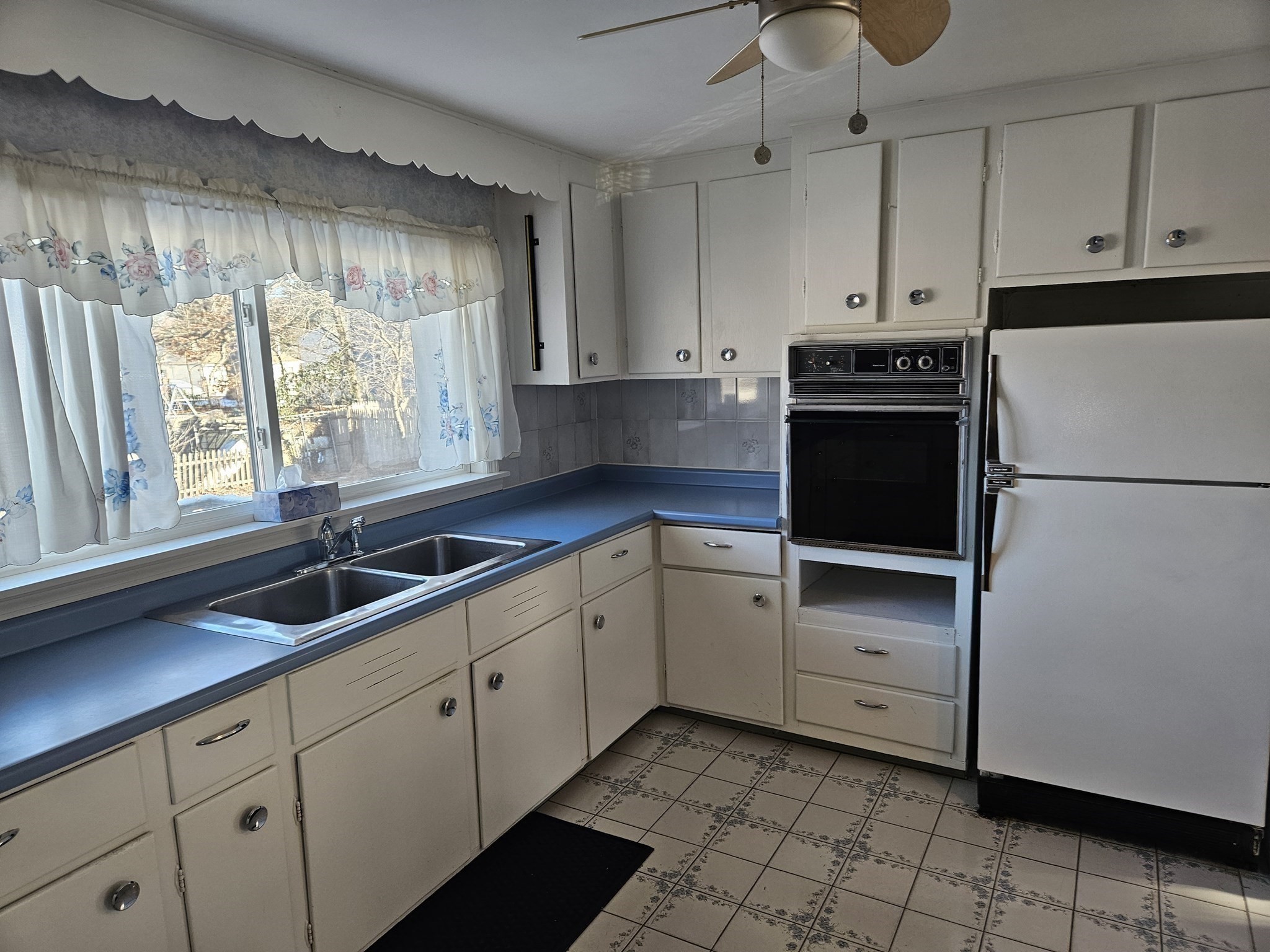 45 Pinewood Ave., Billerica, MA 01821 - Image 8