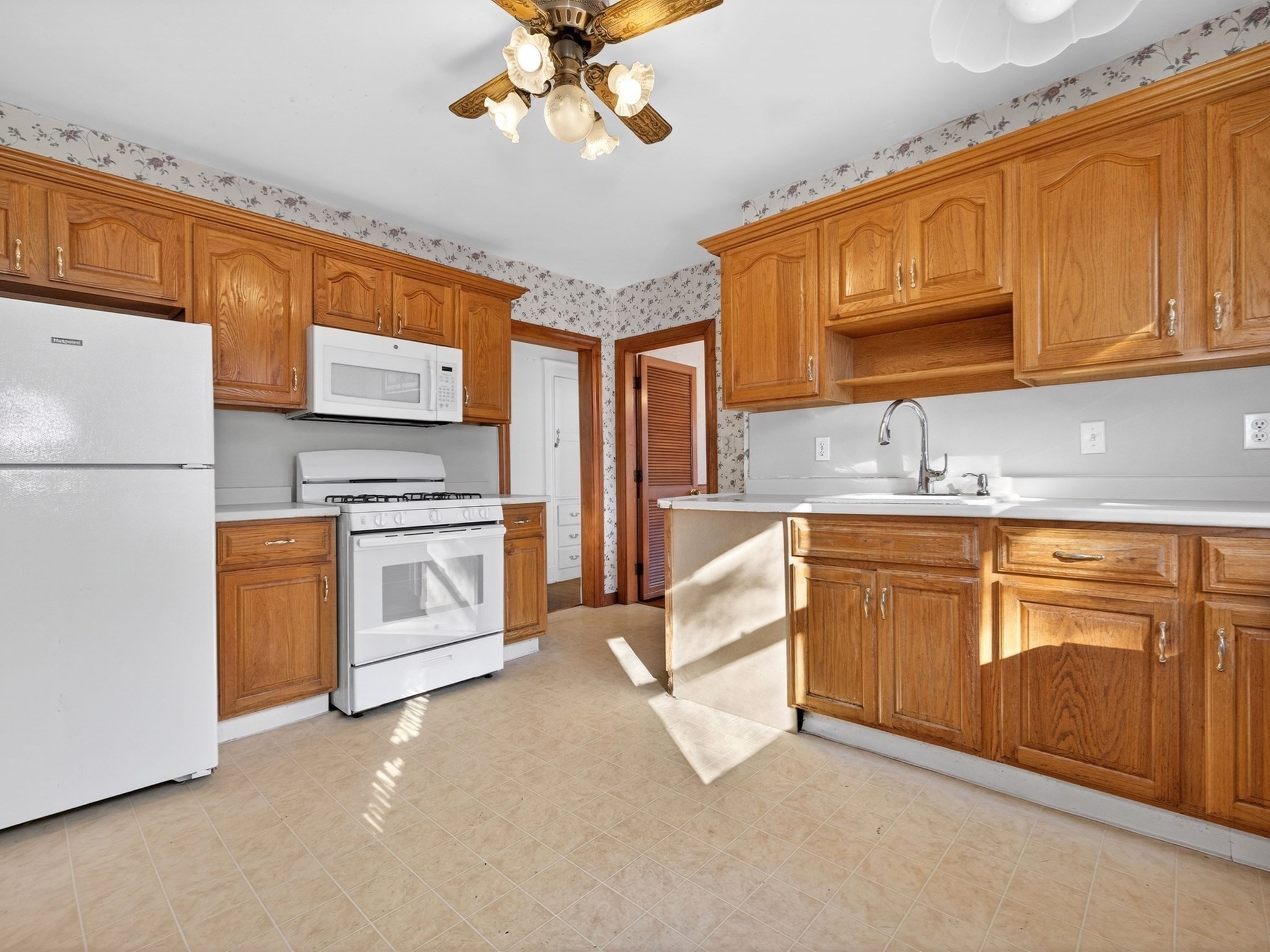 104 Greaton Rd, West Roxbury, Boston, MA 02132 - Image 29