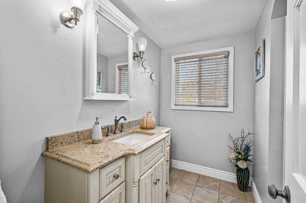 37 Pinewood Ave, Billerica, MA 01821 - Image 20