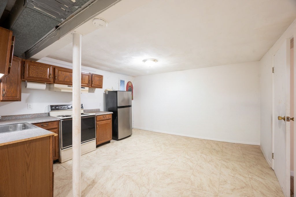 37 Pinewood Ave, Billerica, MA 01821 - Image 33