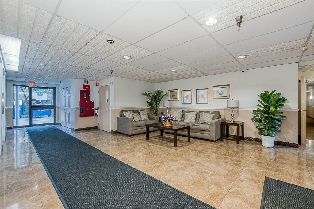 4975 Washington Unit 306, West Roxbury, Boston, MA 02132 - Image 22