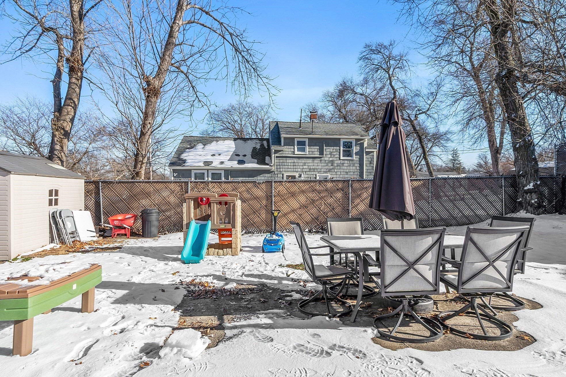 127 Thornton Ave, Lowell, MA 01852 - Image 25