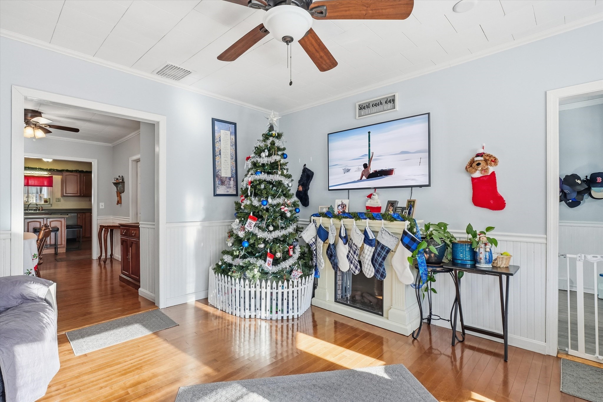 52 Church St, Gardner, MA 01440 - Image 3