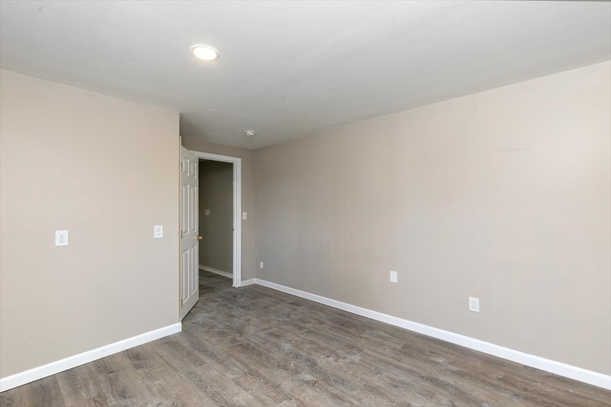 31 Garfield St, Lawrence, MA 01843 - Image 3