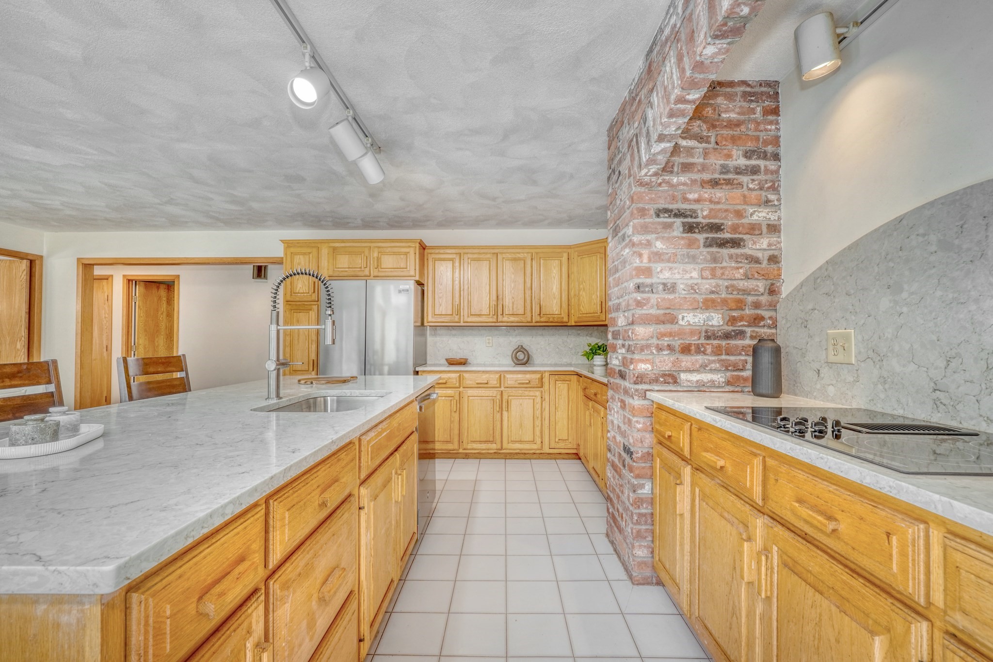 28 Blueberry Lane, Lincoln, MA 01773 - Image 14