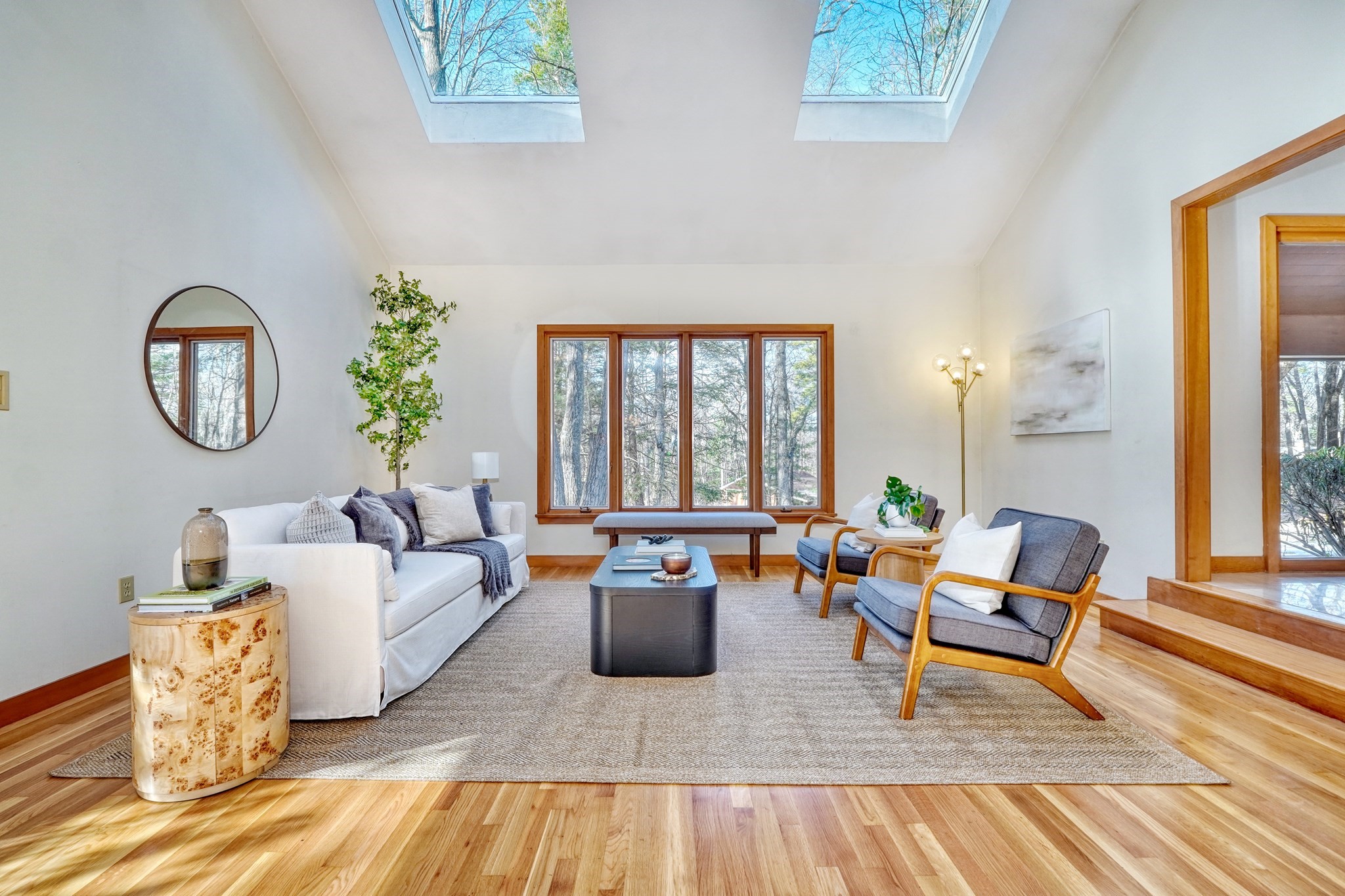 28 Blueberry Lane, Lincoln, MA 01773 - Image 4