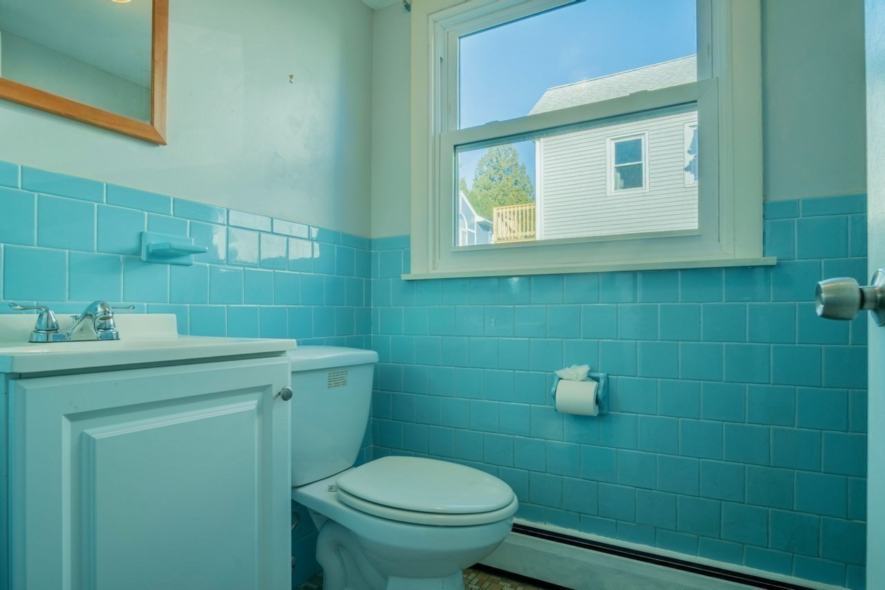 146 Burrill St, Swampscott, MA 01907 - Image 11