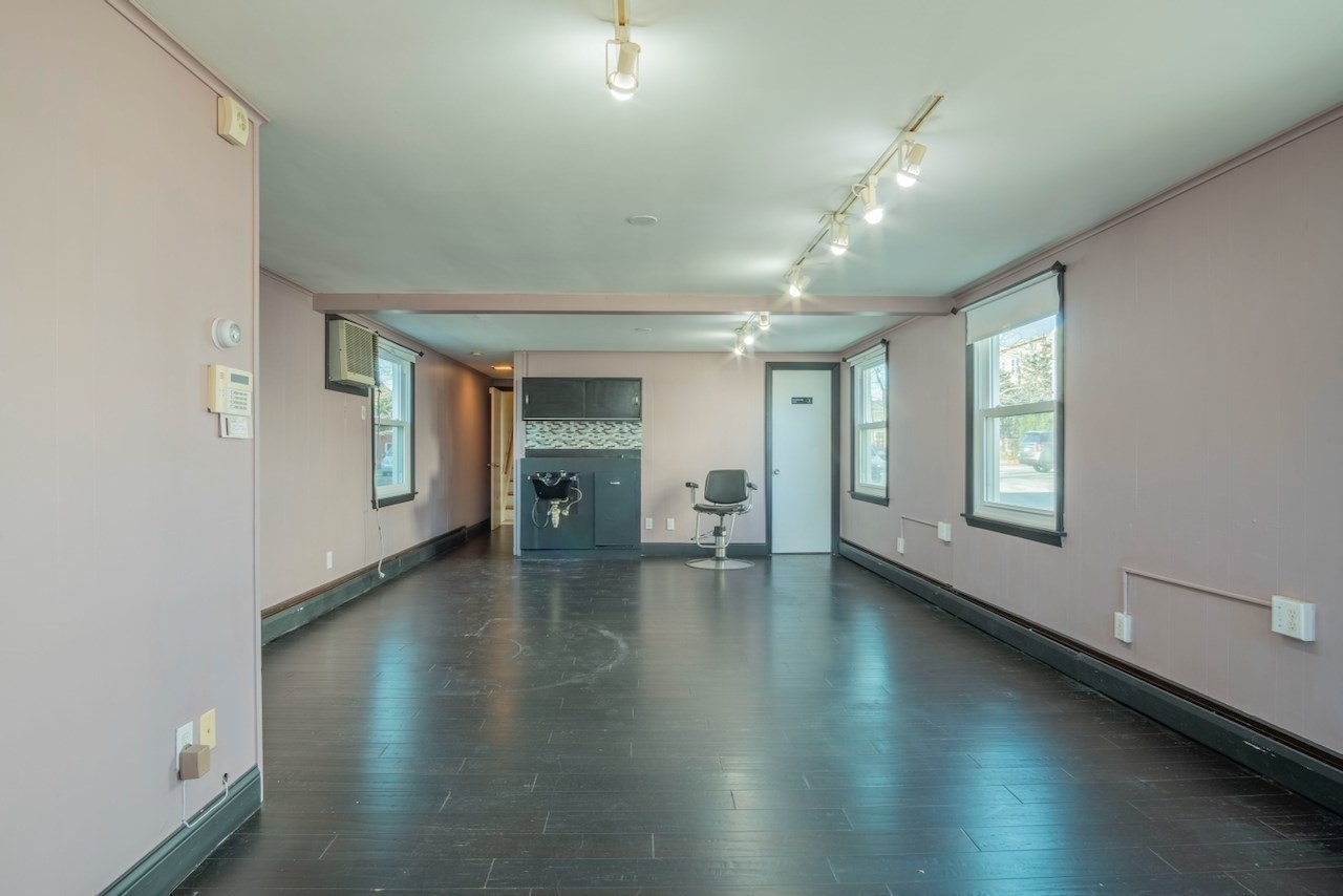 146 Burrill St, Swampscott, MA 01907 - Image 13