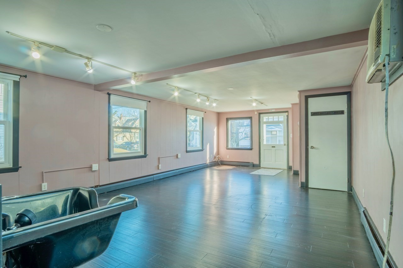 146 Burrill St, Swampscott, MA 01907 - Image 7