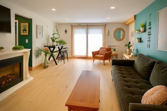 15 Foundry St Unit C32, Easton, MA 02375 - Image 3